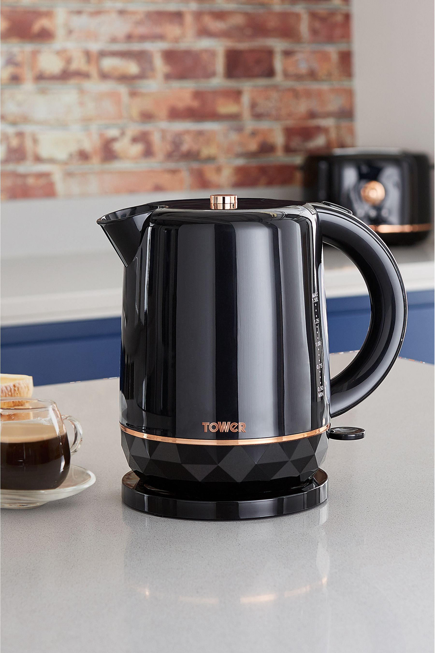 Tower black and rose gold kettle new arrivals