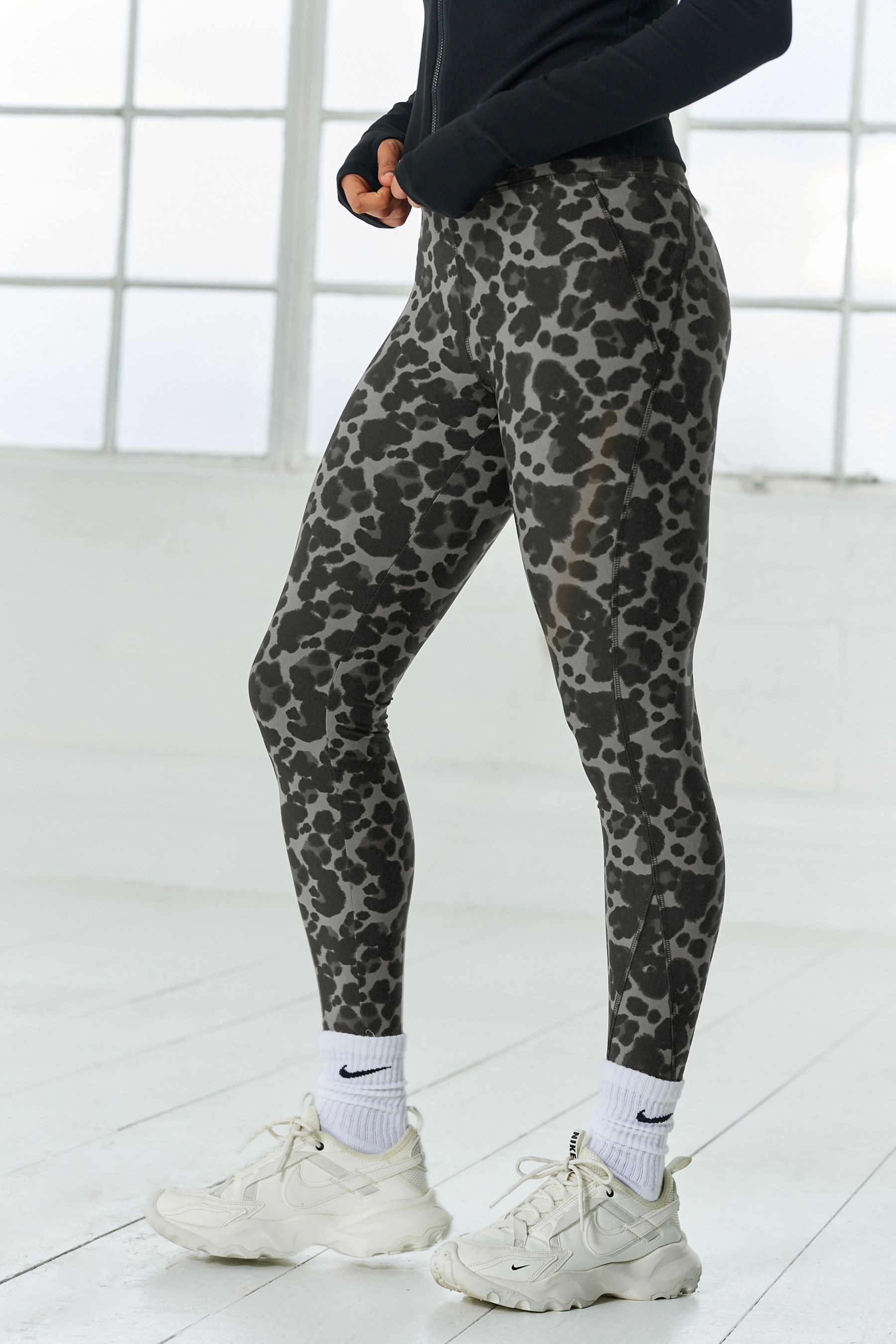 Fleece lined hot sale printed leggings