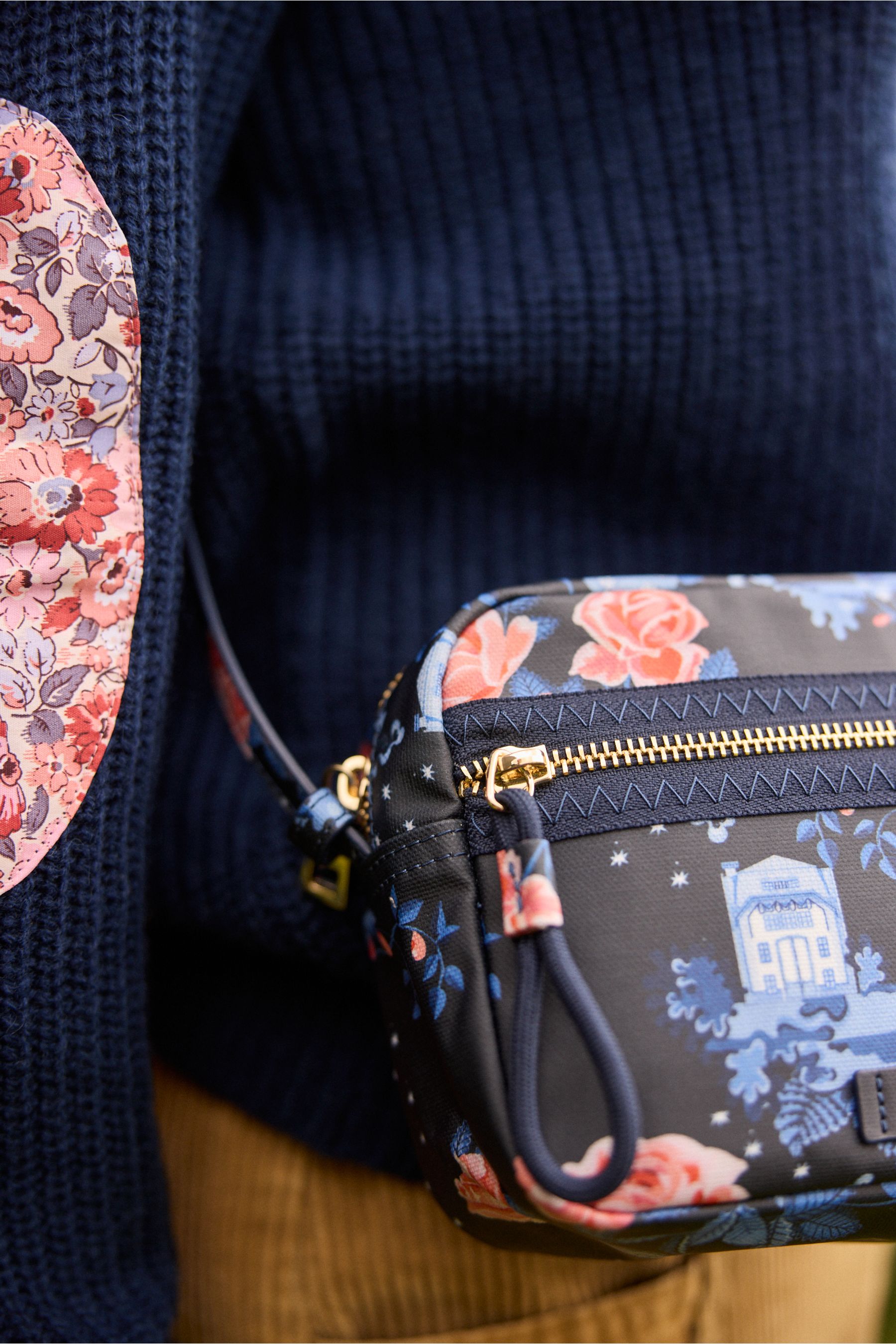 Cath Kidston Navy Floral Camera Cross Body Bag ONE Womens