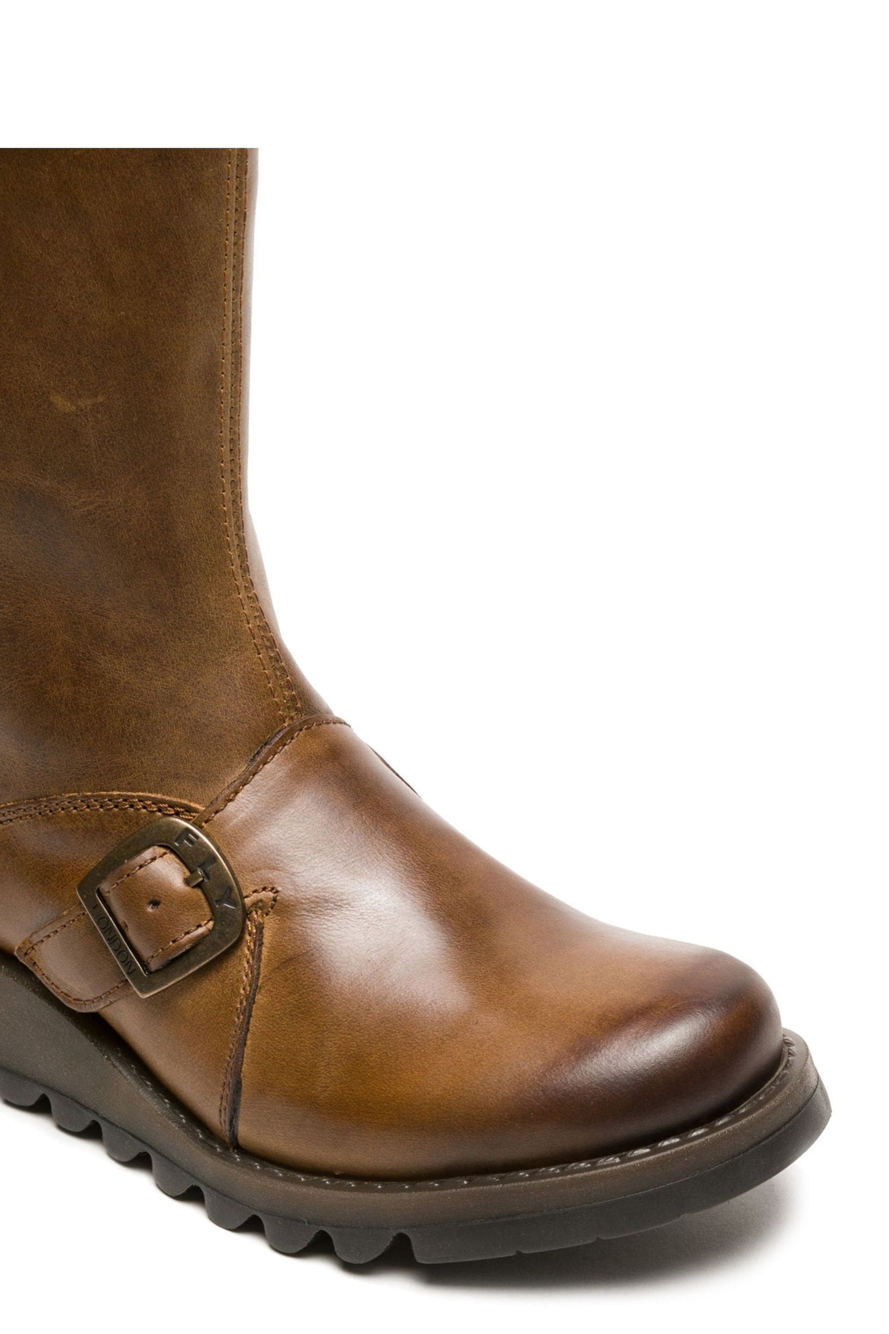 Fly camel clearance boots