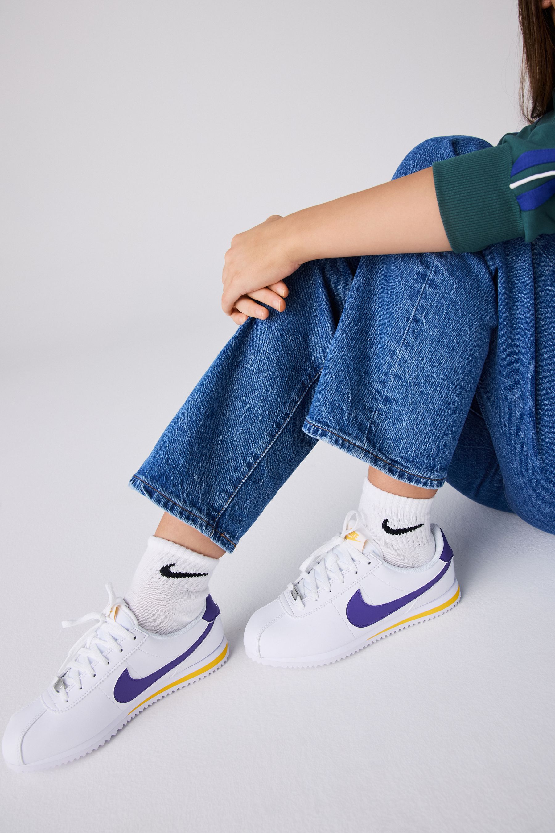 Nike white school shoes hotsell