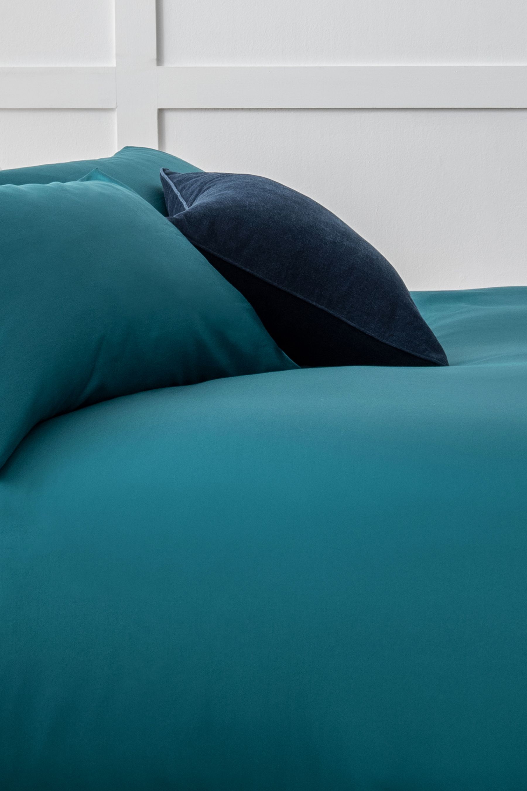 Buy Dark Teal Blue Collection Luxe 400 Thread Count 100 Egyptian Cotton Sateen Luxury Duvet Cover And Pillowcase Set from Next Luxembourg
