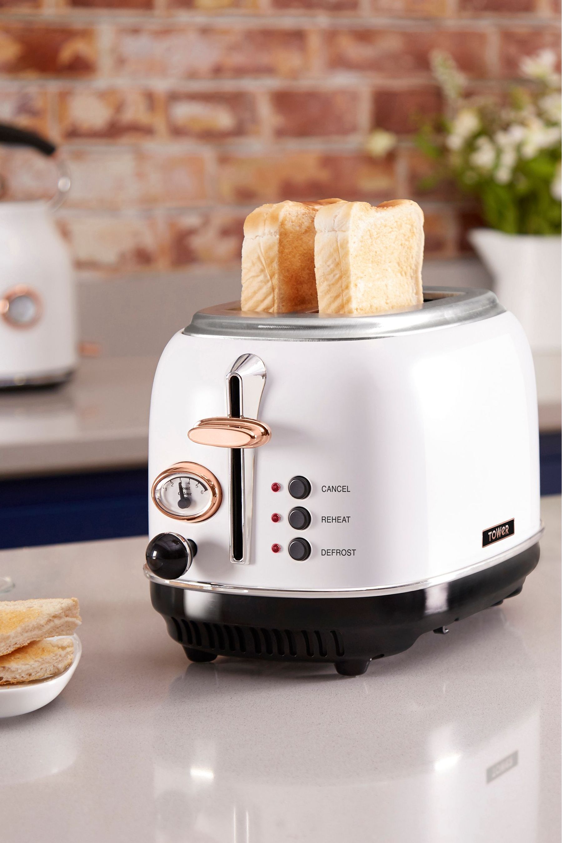 Tower toaster deals