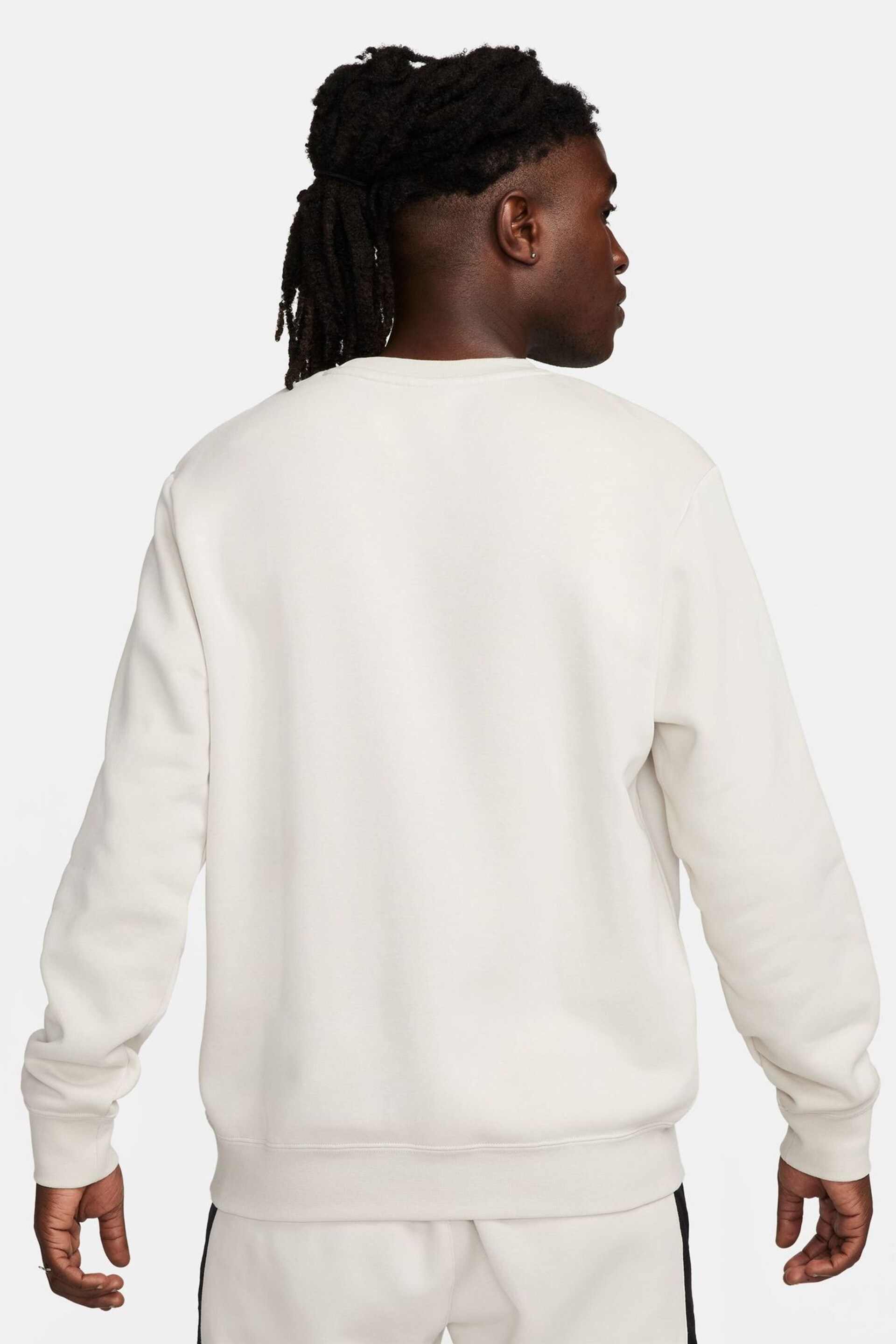 Nike Cream/Black Sportswear Colourblock Crew Sweatshirt - Image 2 of 6