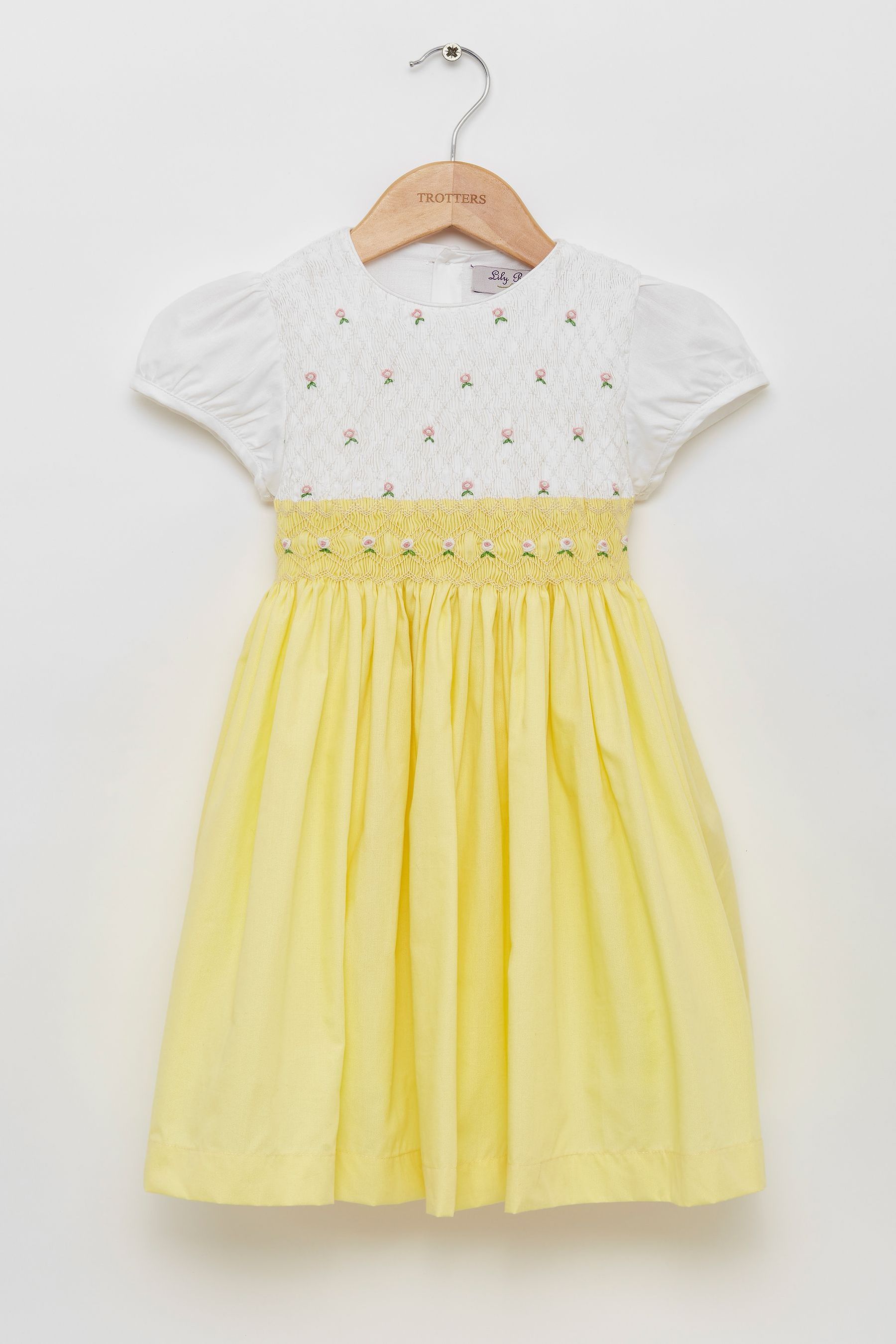 Lemon baker sales clothing reviews