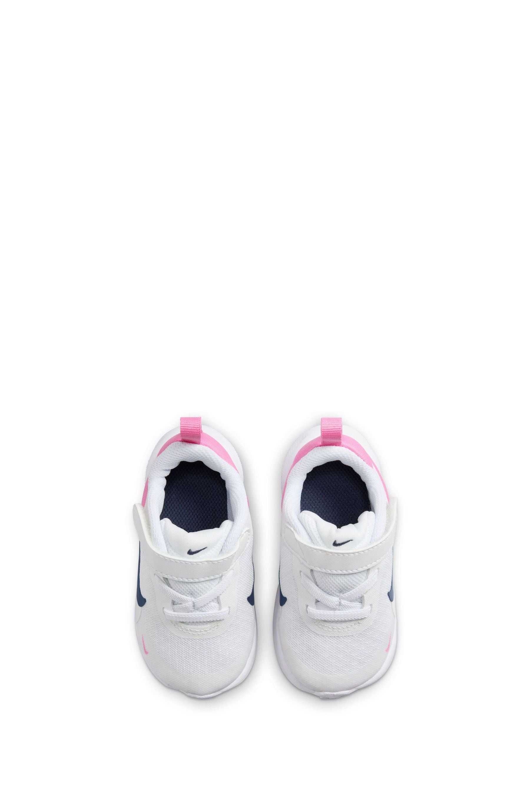 Nike baby runners top