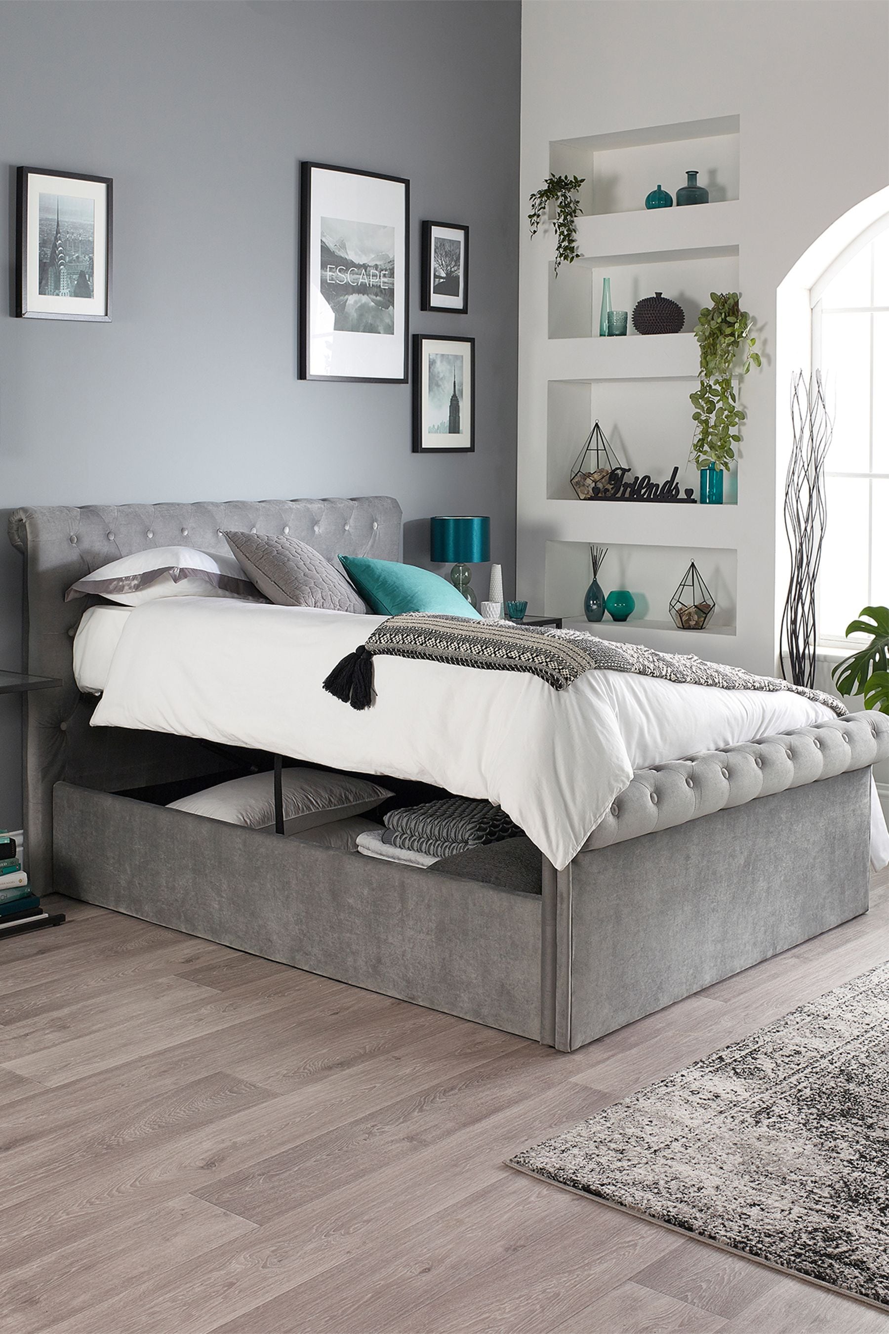 Next chesterfield deals bed