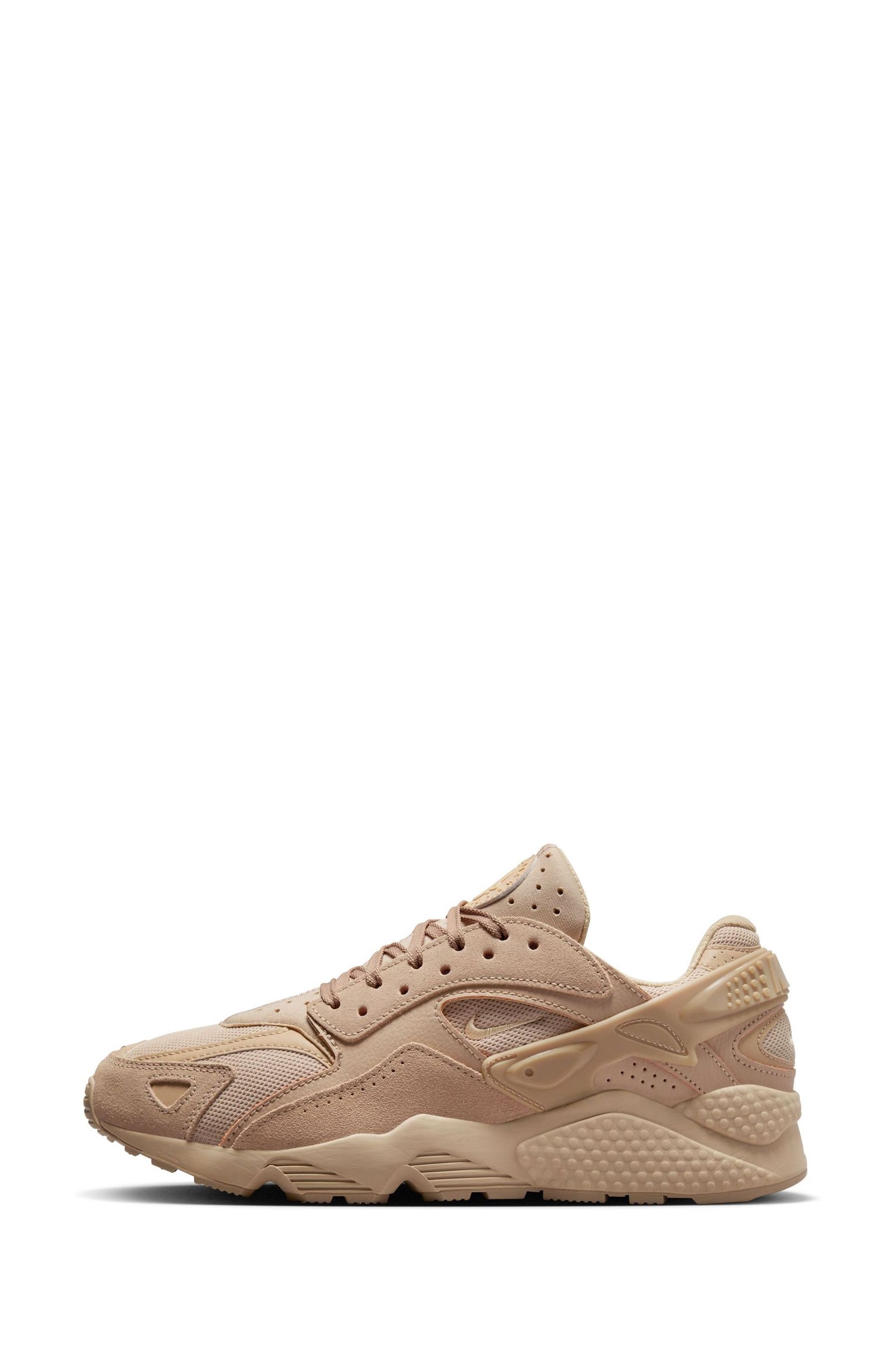Nike huarache womens tan on sale
