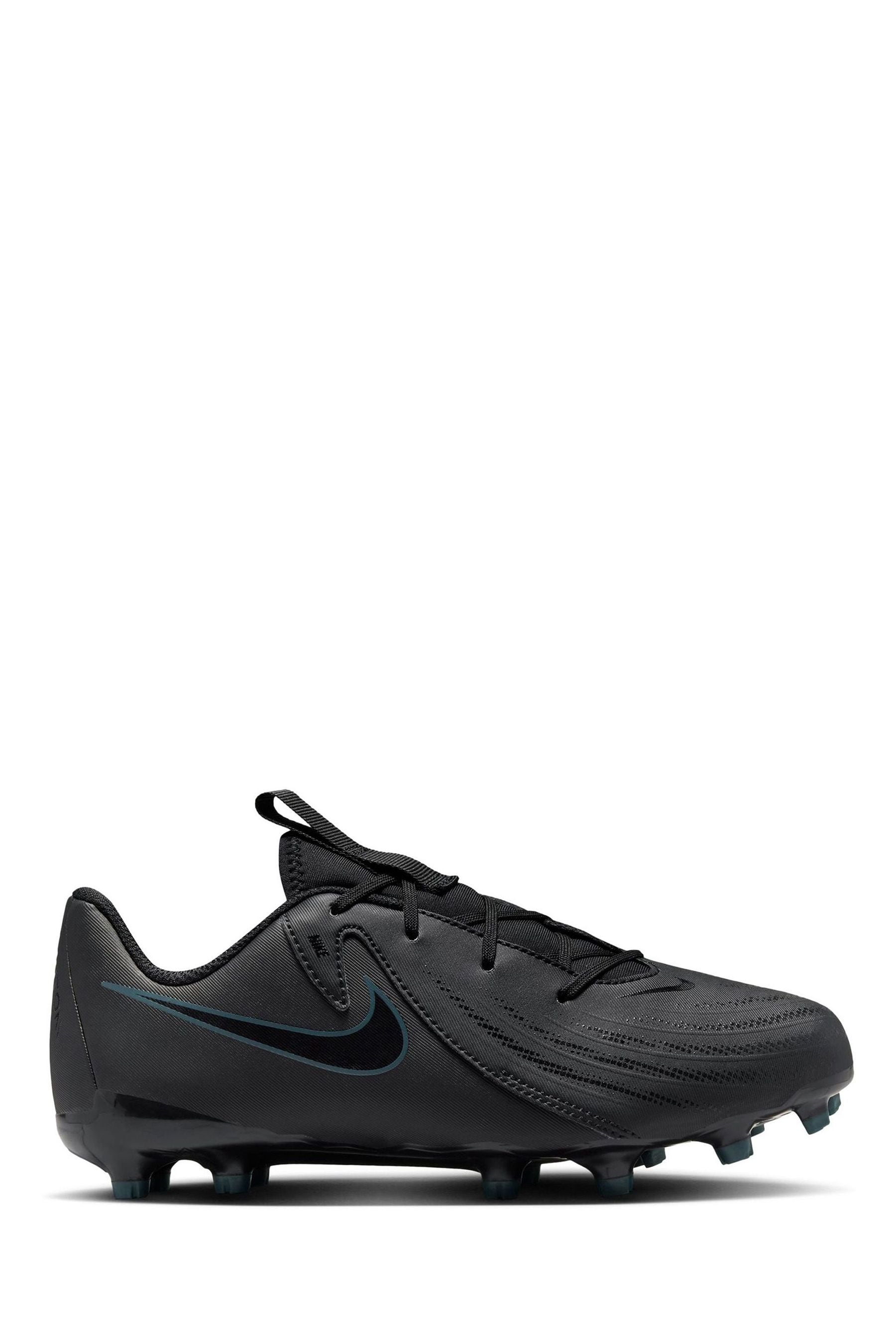 Nike football boots 2 store