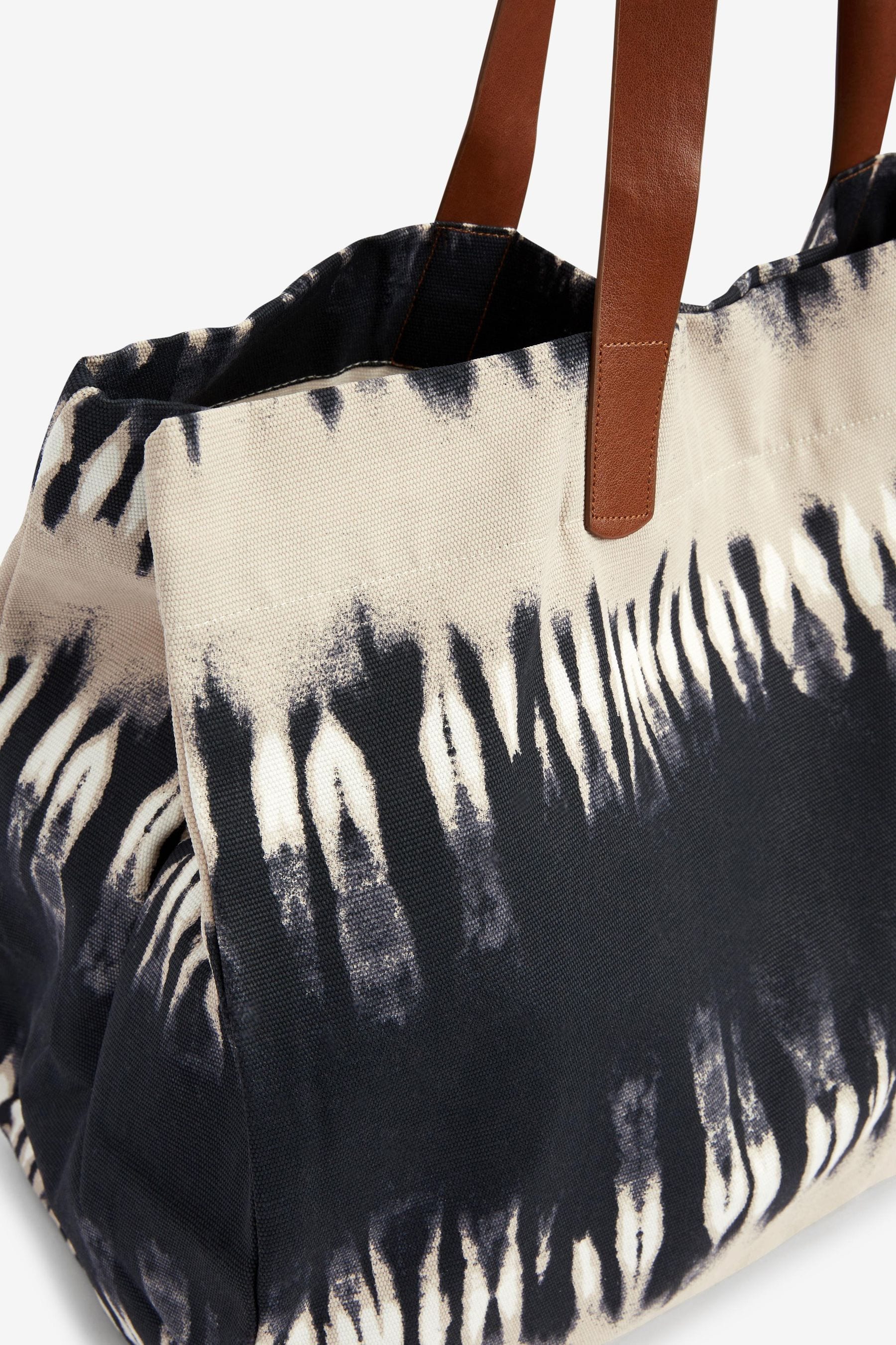 Next beach new arrivals bags