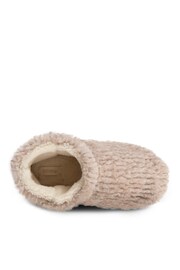 Totes Natural Ladies Faux Fur  Short Boot Slippers - Image 4 of 5