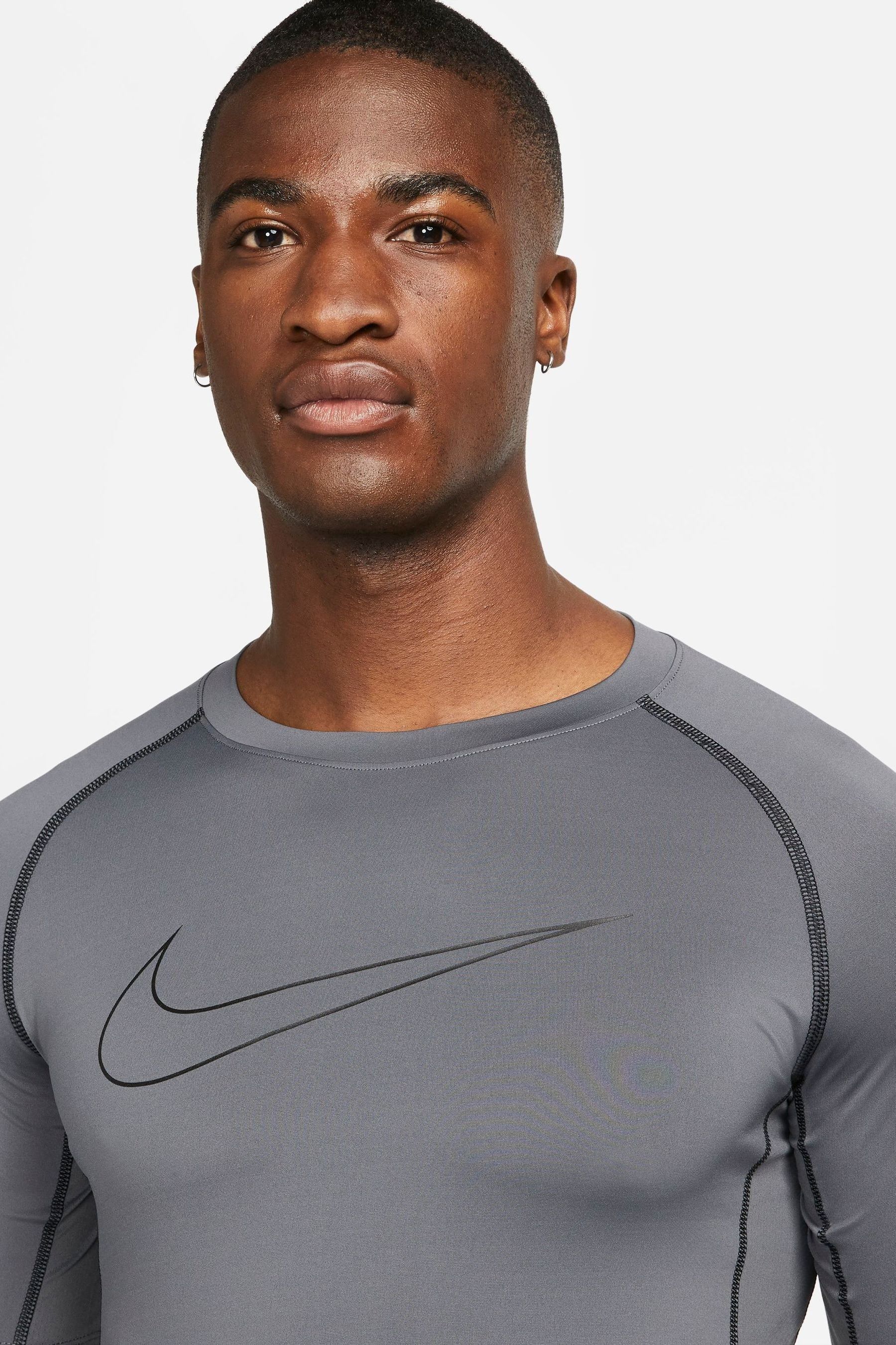 Nike pro dri fit t shirt online