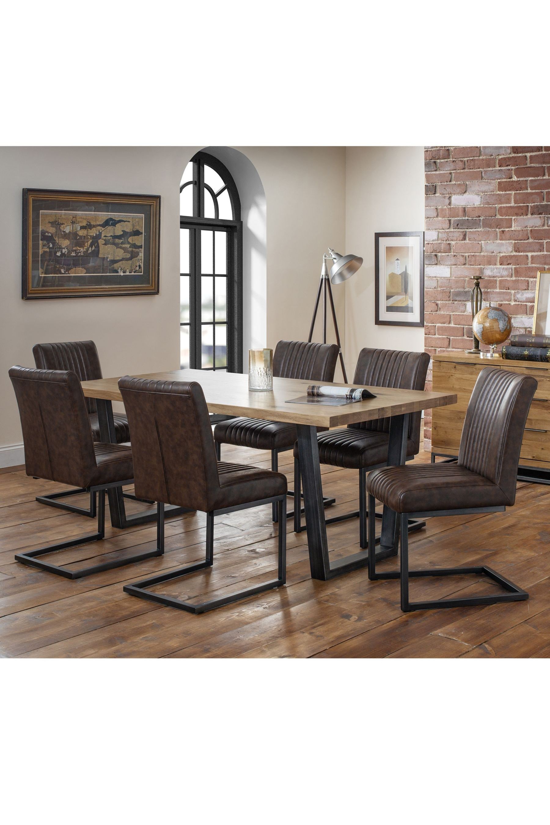 Brooklyn online table next