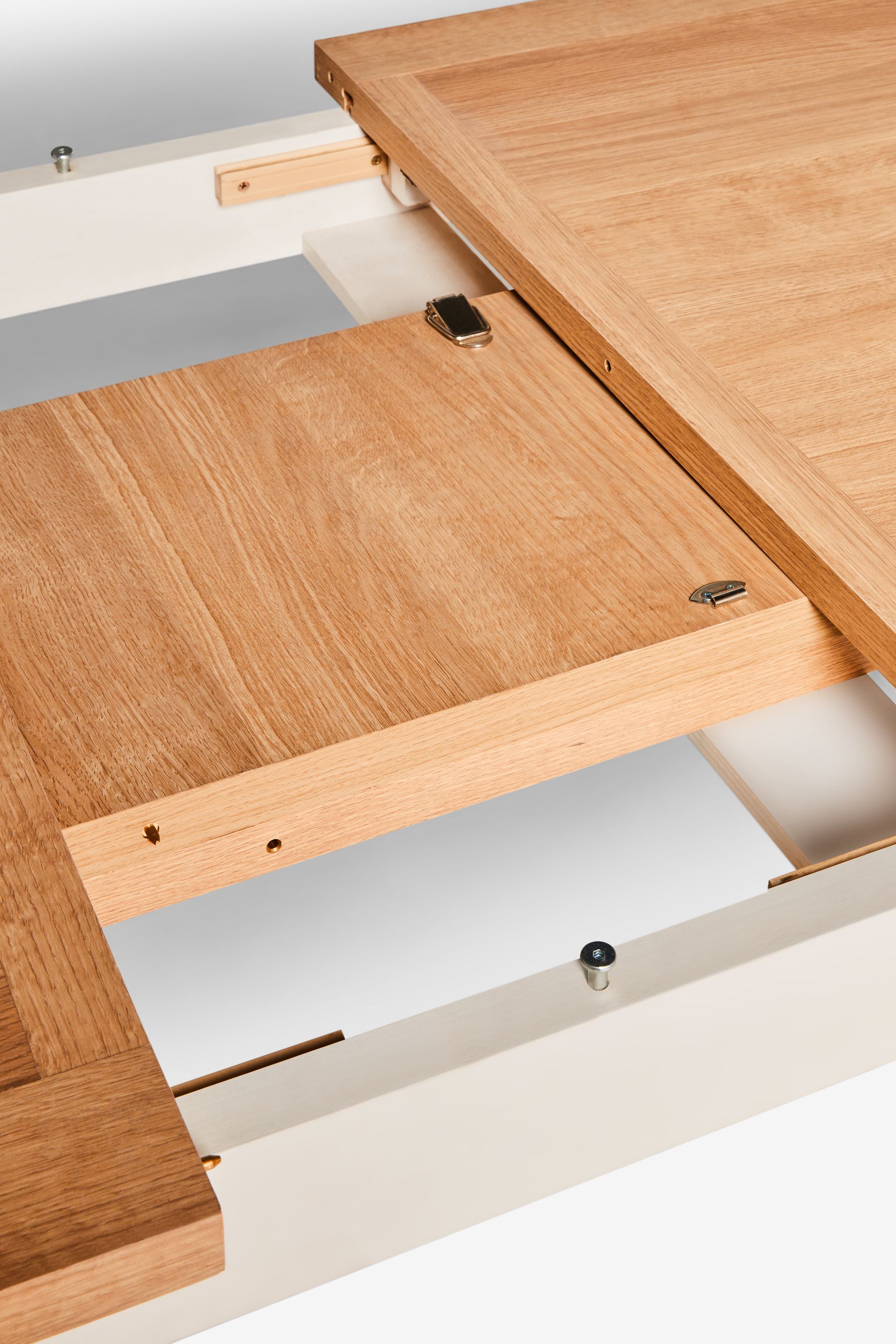 Next malvern outlet table and bench