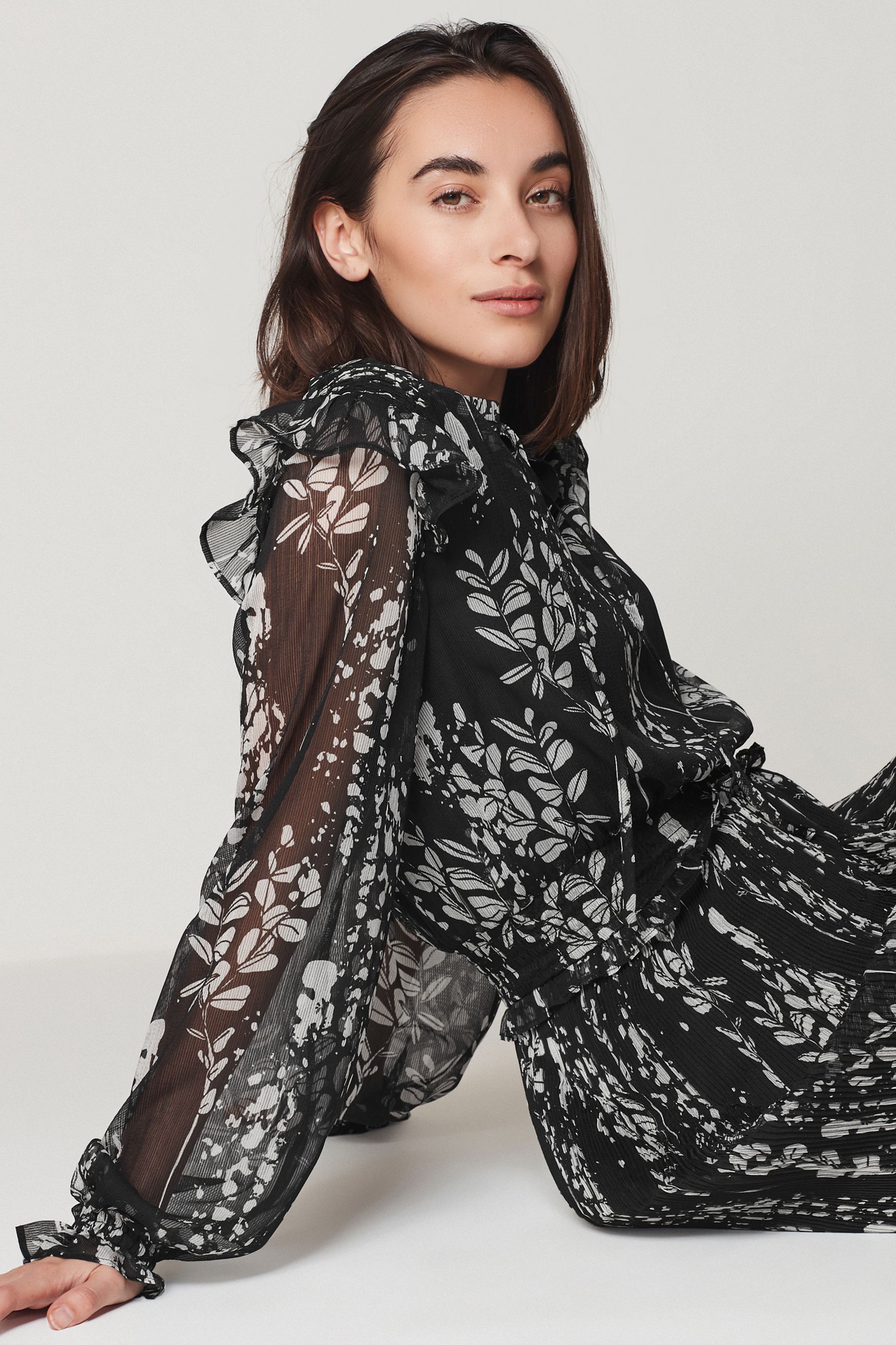 Long sleeve chiffon mini dress shop