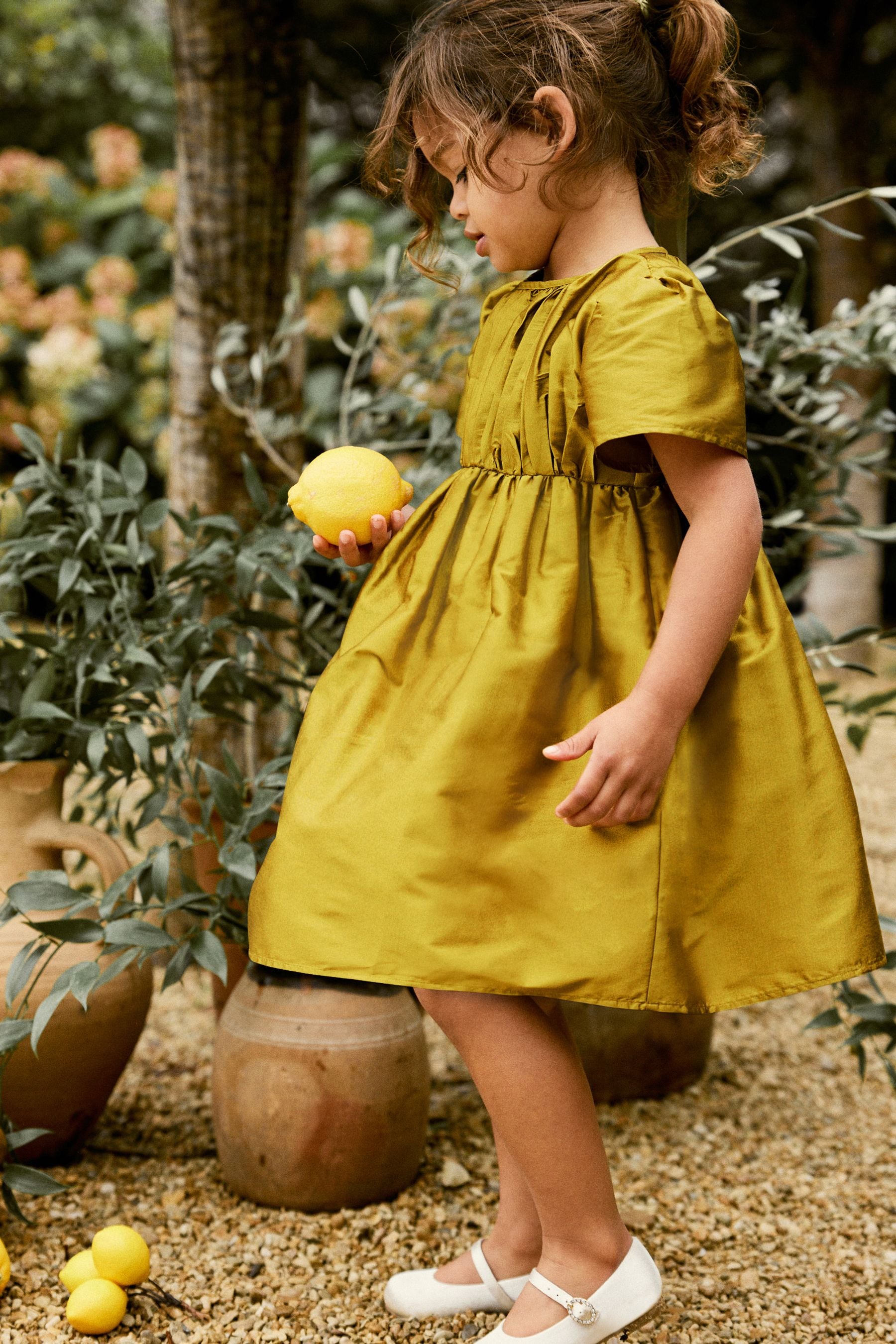Little girl olive green dress deals