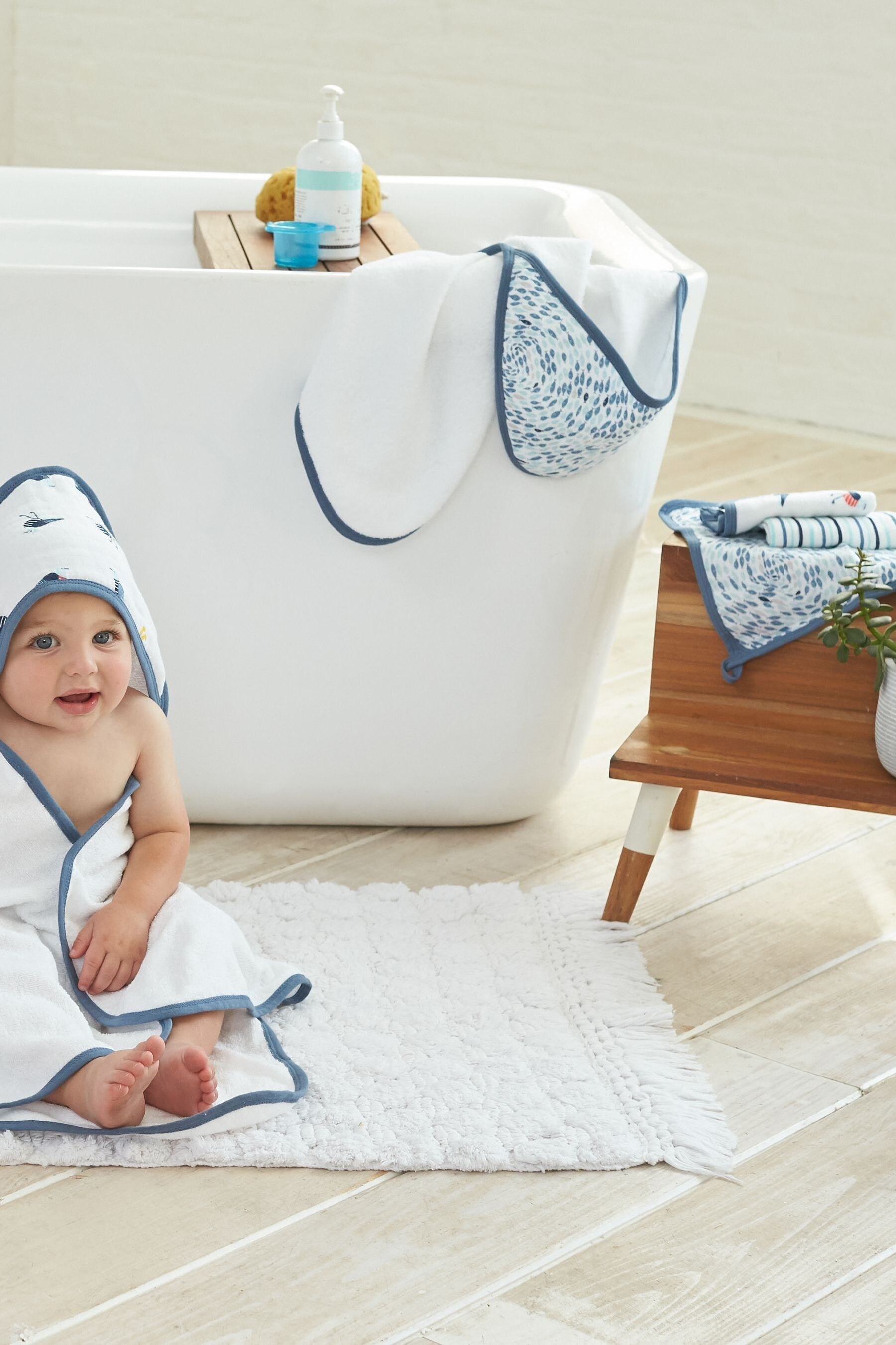 Aden and anais towels sale
