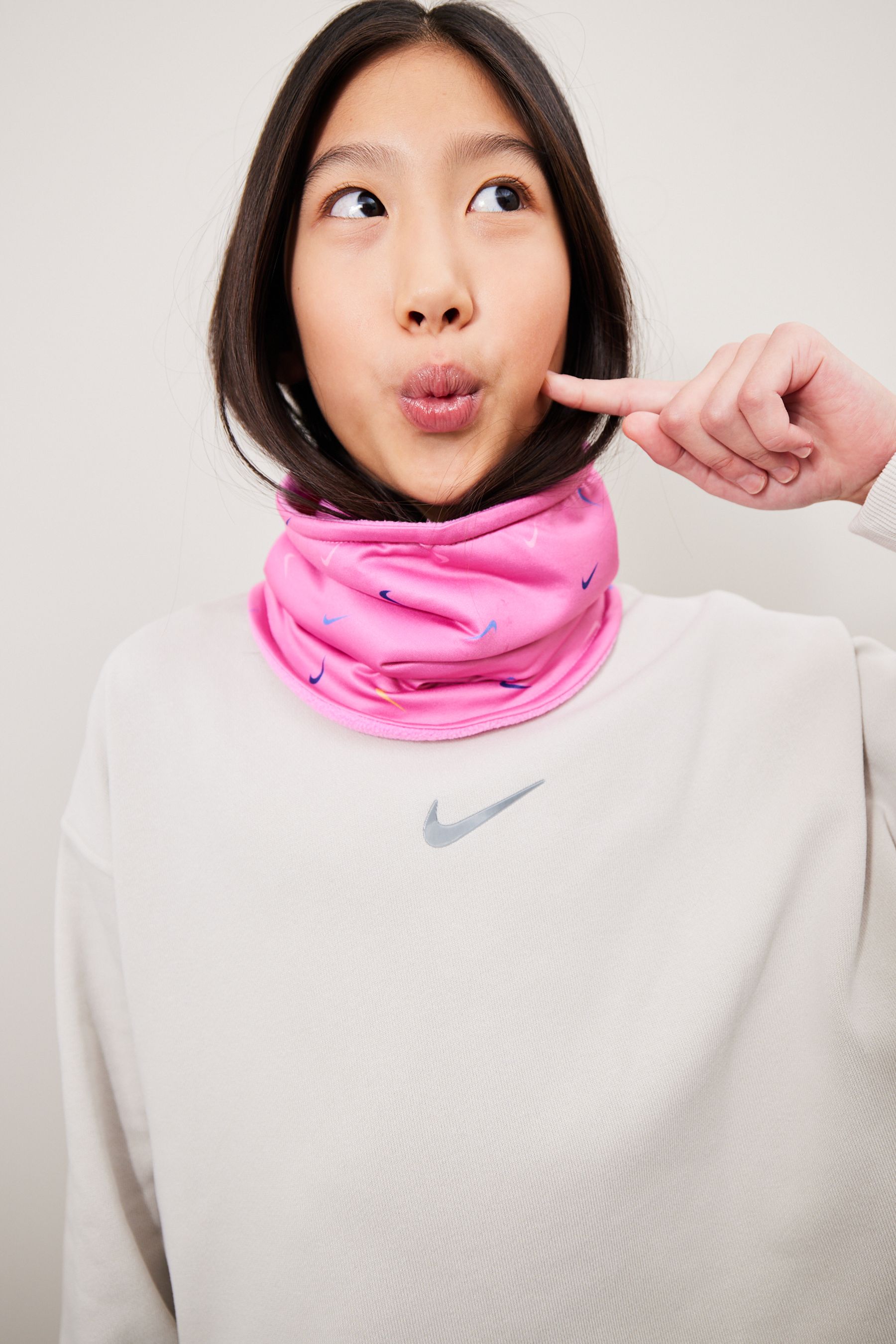 Nike therma sphere adjustable neck warmer sale