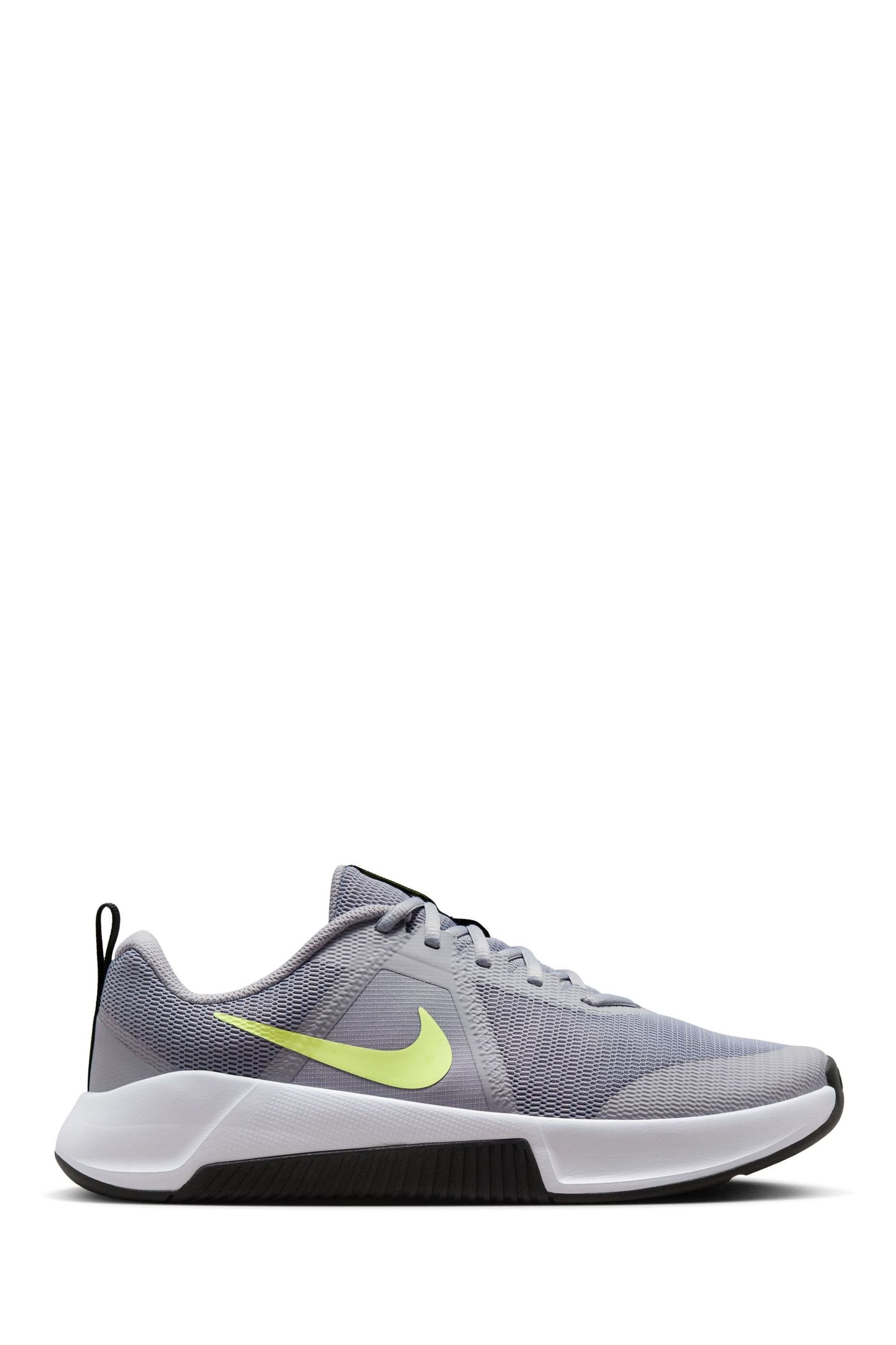 Nike Grey White MC Trainer 3 Gym Trainers