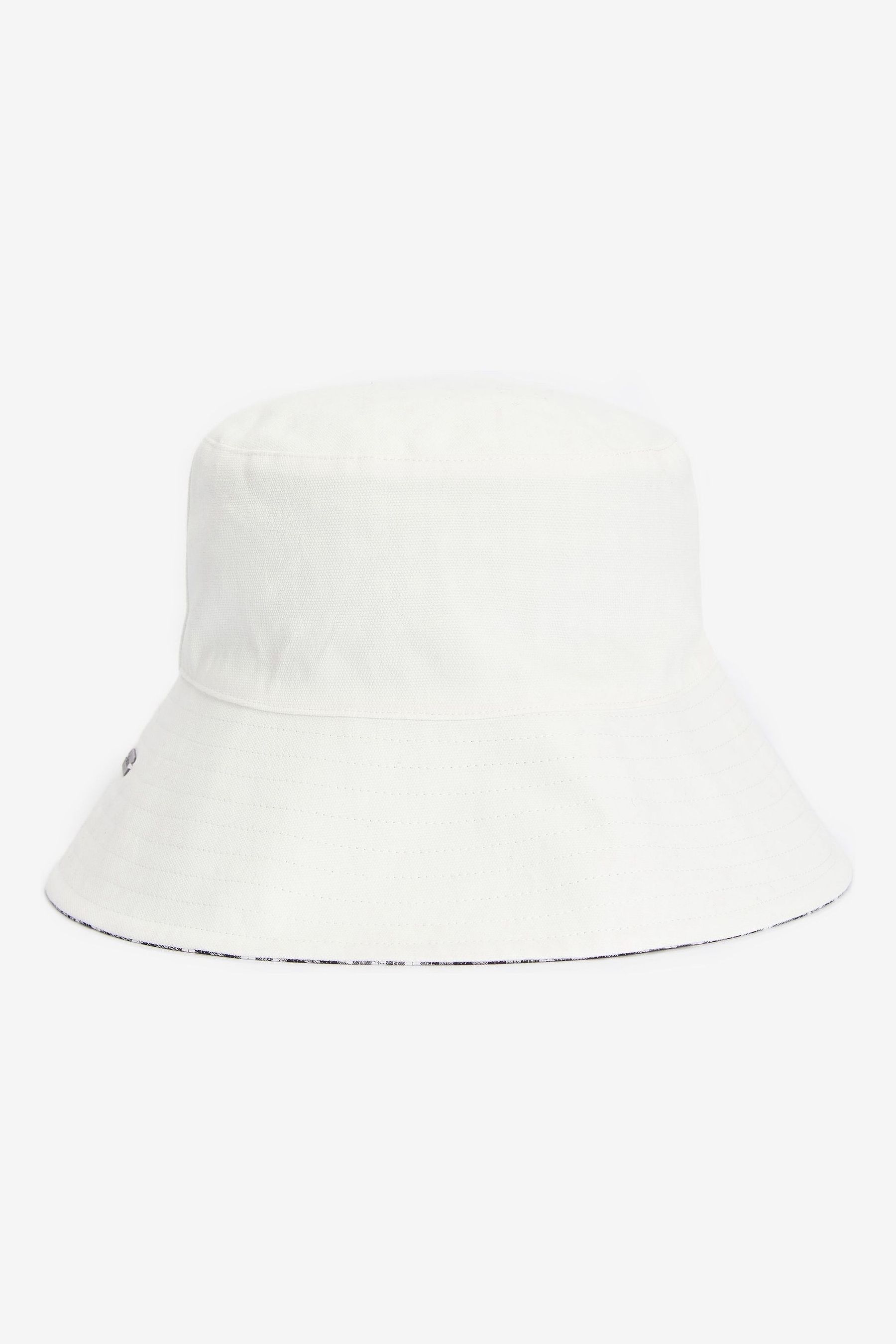 Barbour reversible on sale bucket hat