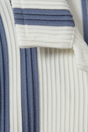 Reiss White/Airforce Blue Castle Junior Ribbed Cuban Collar Shirt - Image 4 of 6