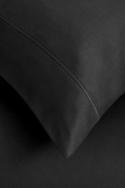 Black Collection Luxe 300 Thread Count 100% Cotton Sateen Satin Stitch Duvet Cover And Pillowcase Set - Image 2 of 3