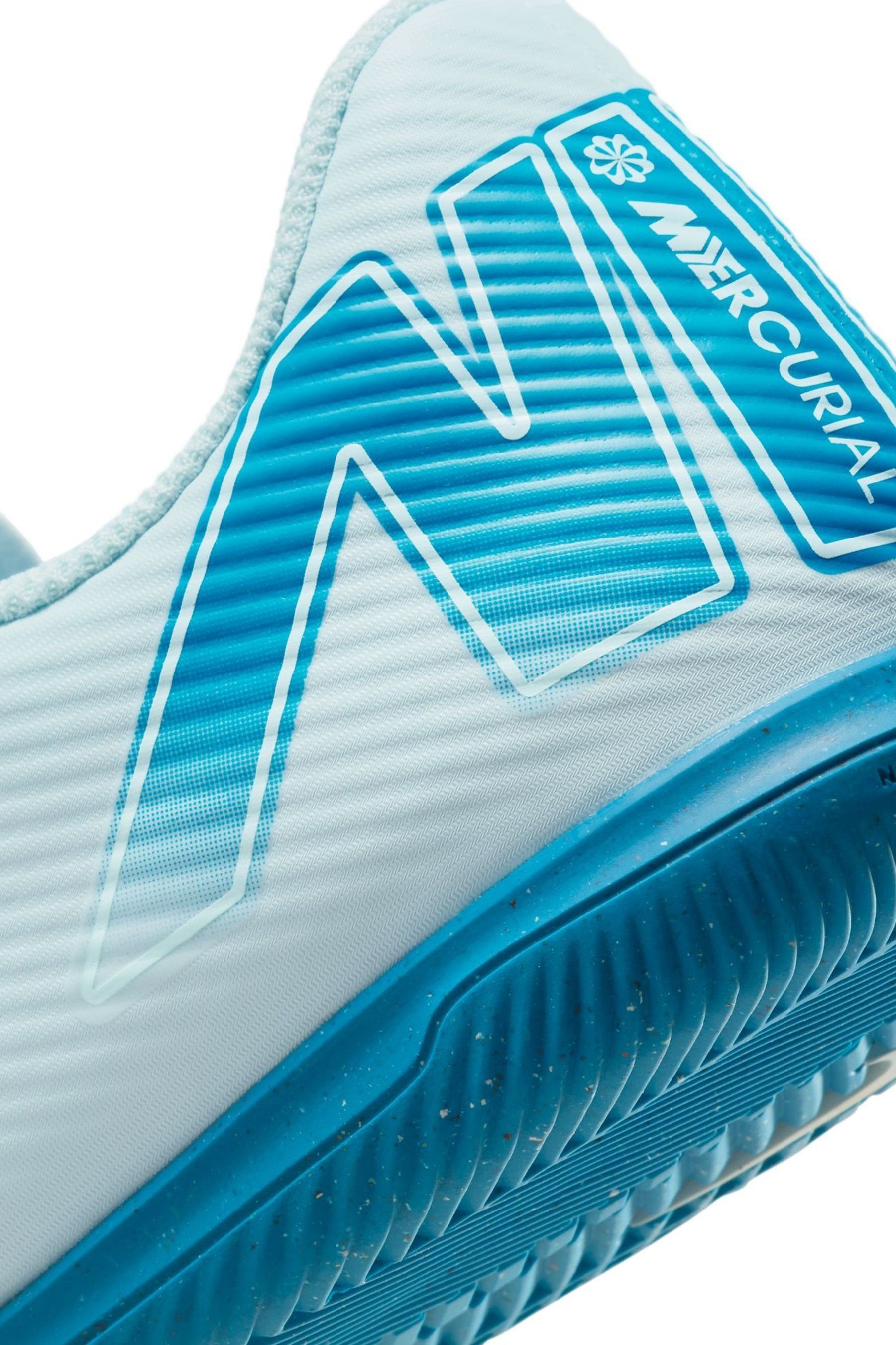 Buy Nike Blue Kids Mercurial Vapor 16 Club Indoor Court Football Boots from Next Luxembourg