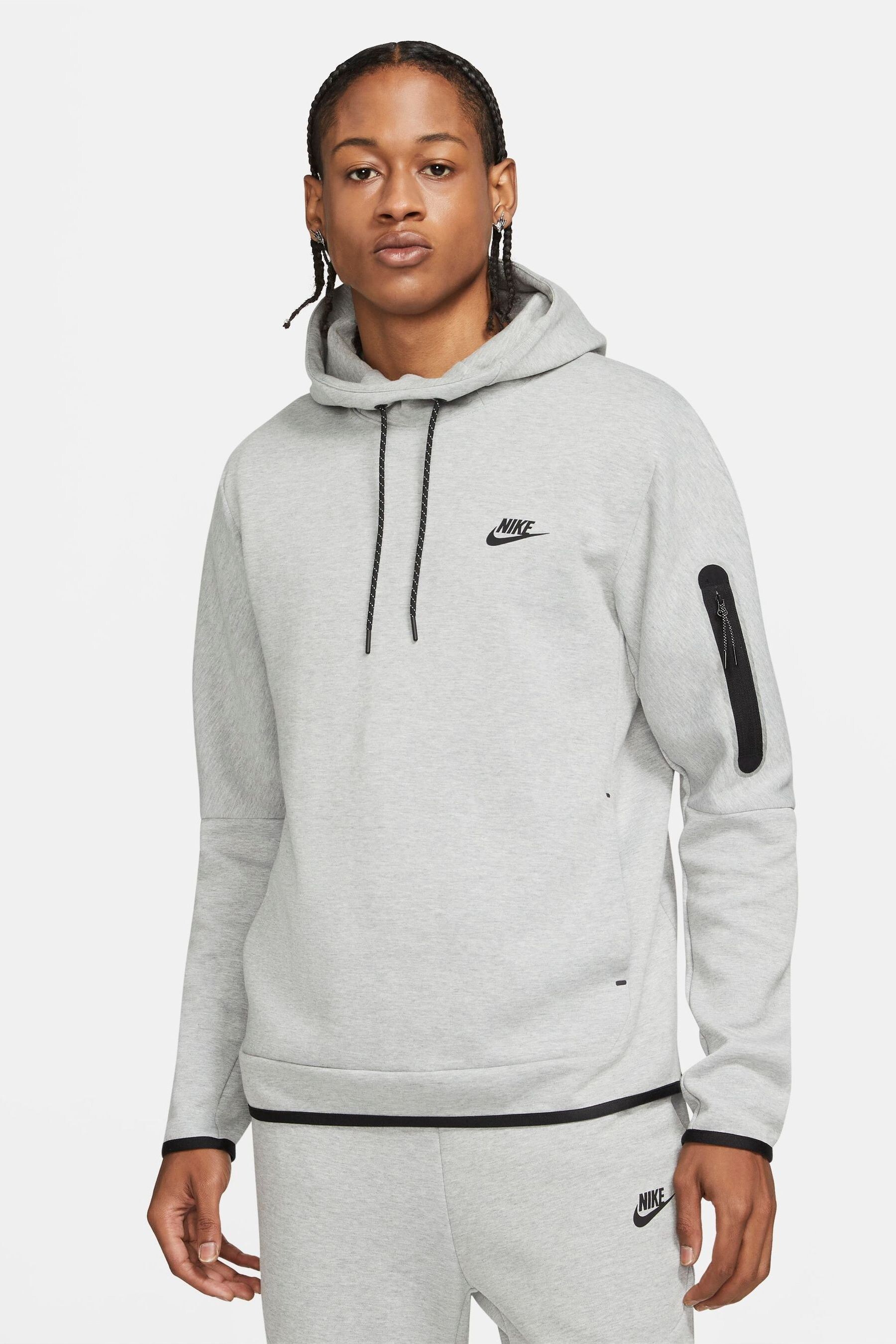 Nike gray hoodie and sweatpants shop