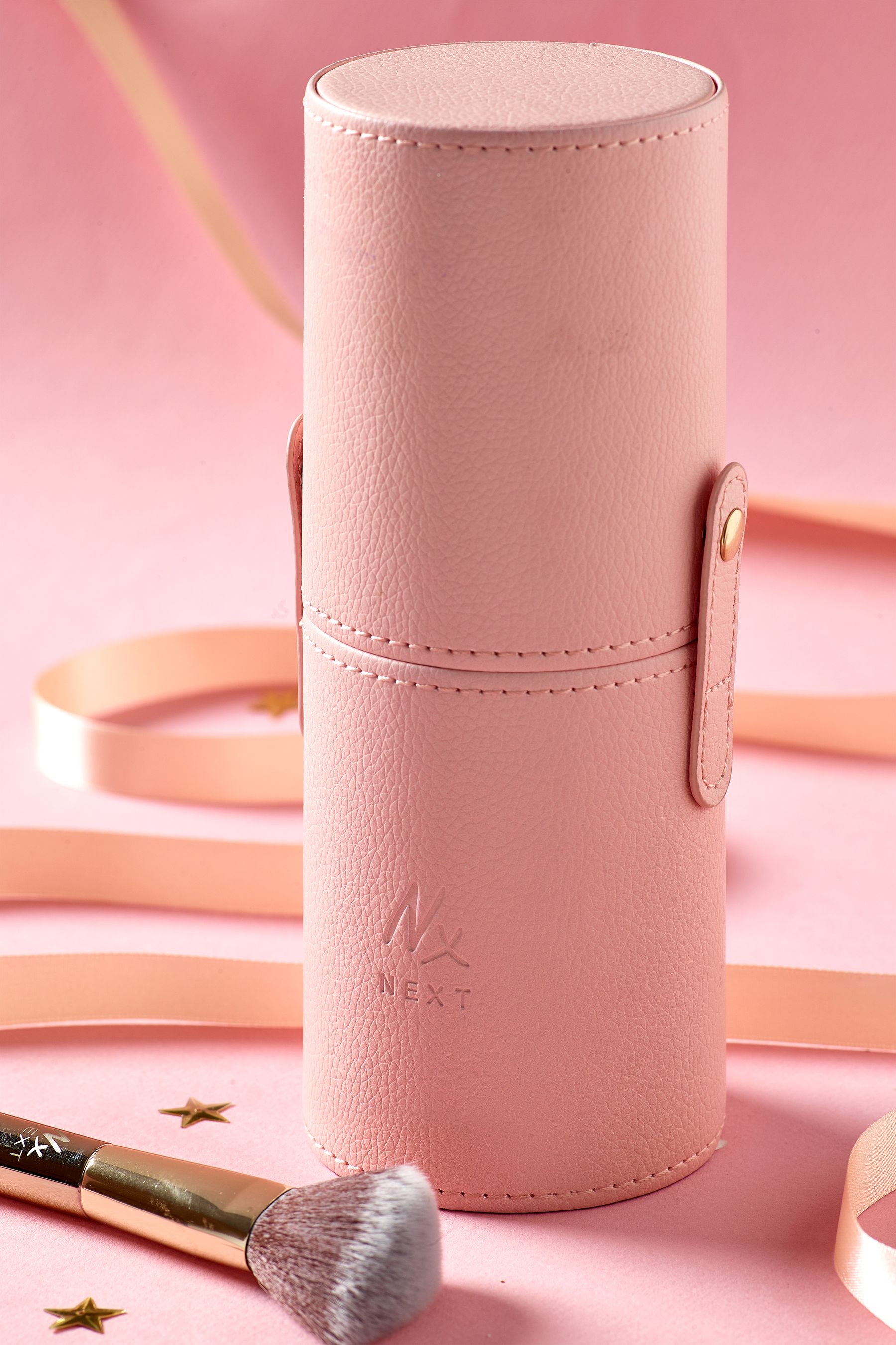 Case for outlet makeup brushes
