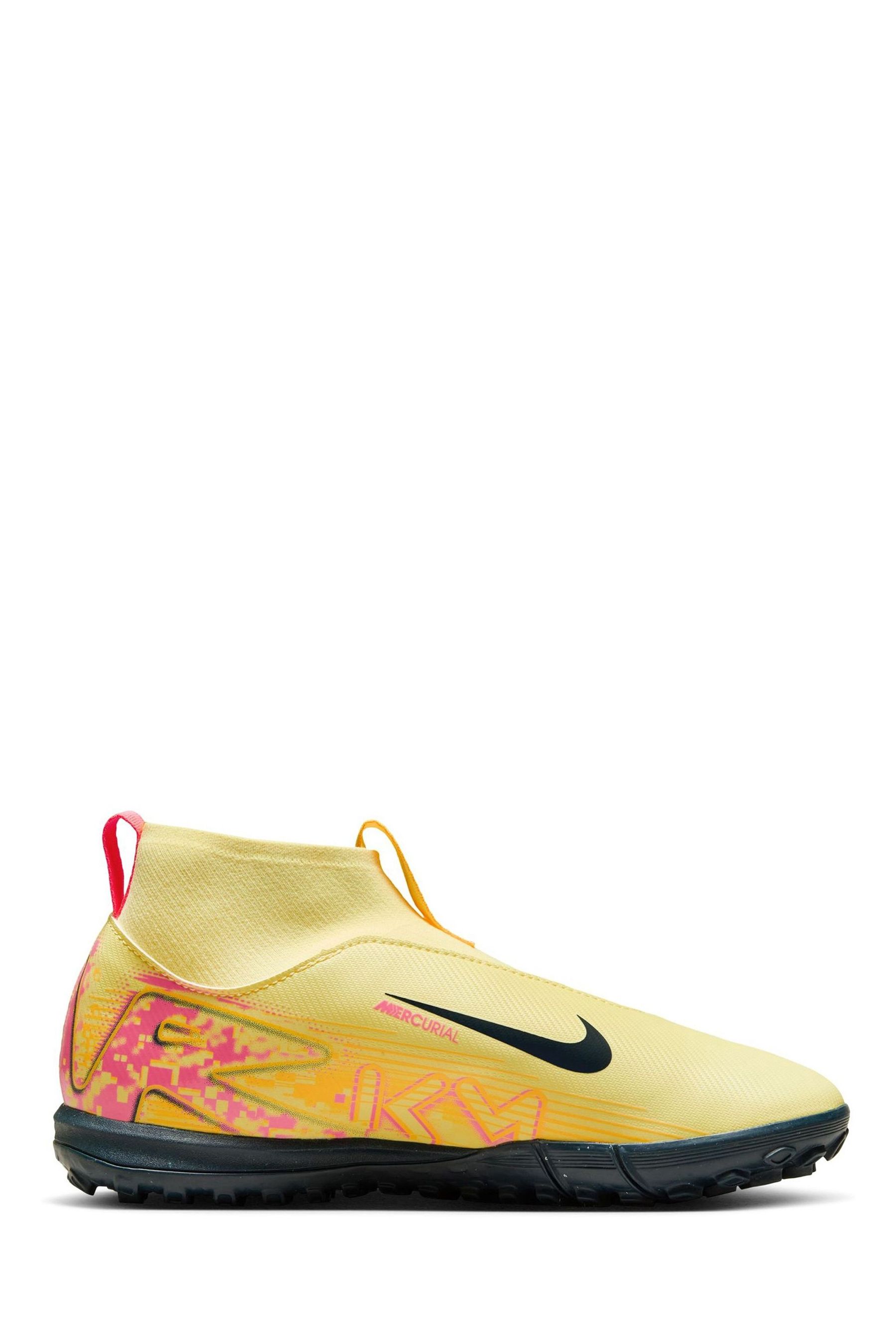 Orange kids football boots new arrivals