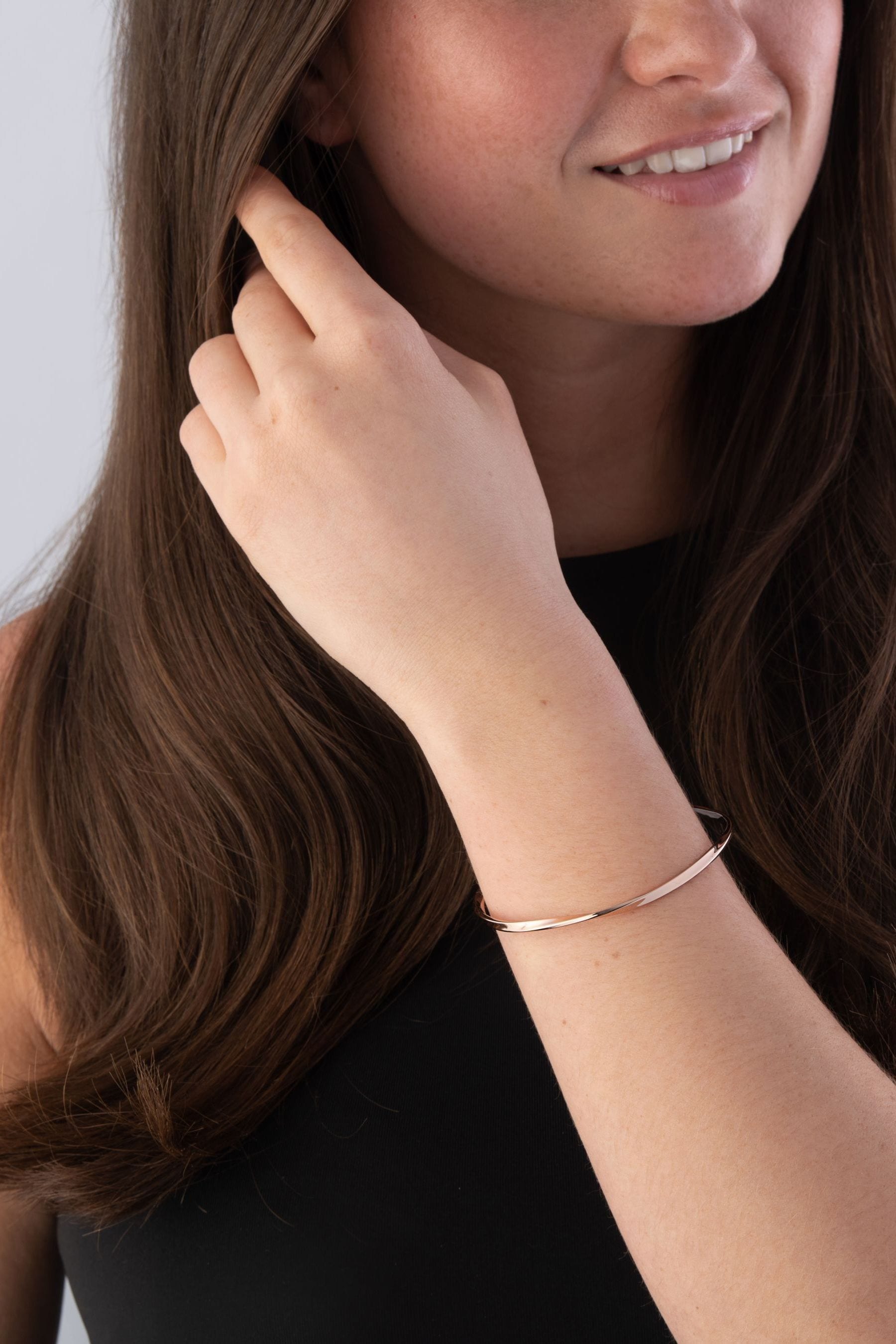 Rose gold bracelet discount beaverbrooks