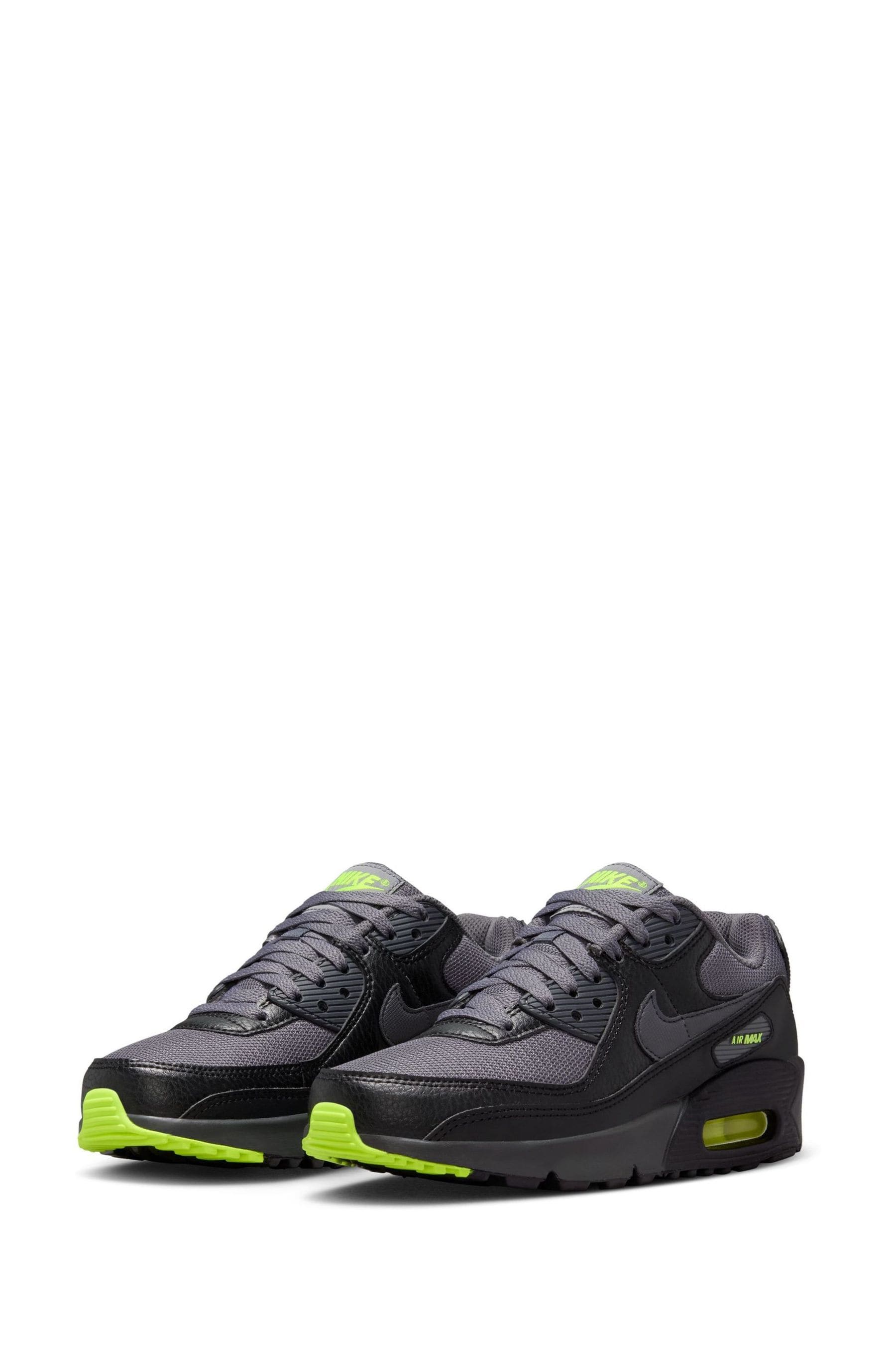 Neon nike trainers new arrivals