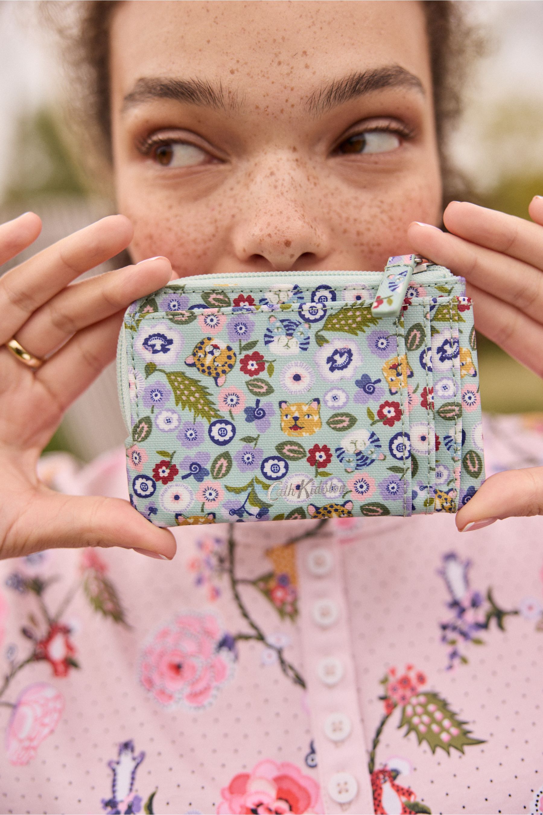 Cath kidston multi pocket pouch best sale
