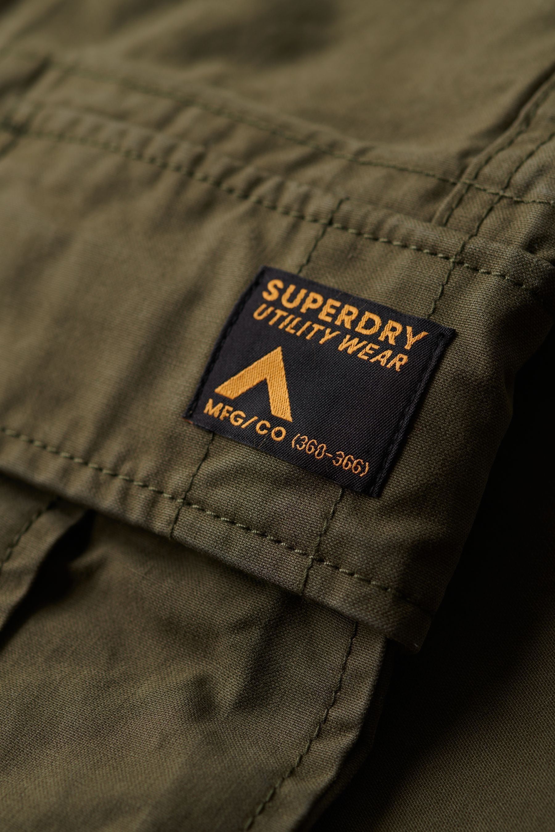 Superdry utility shop jogger