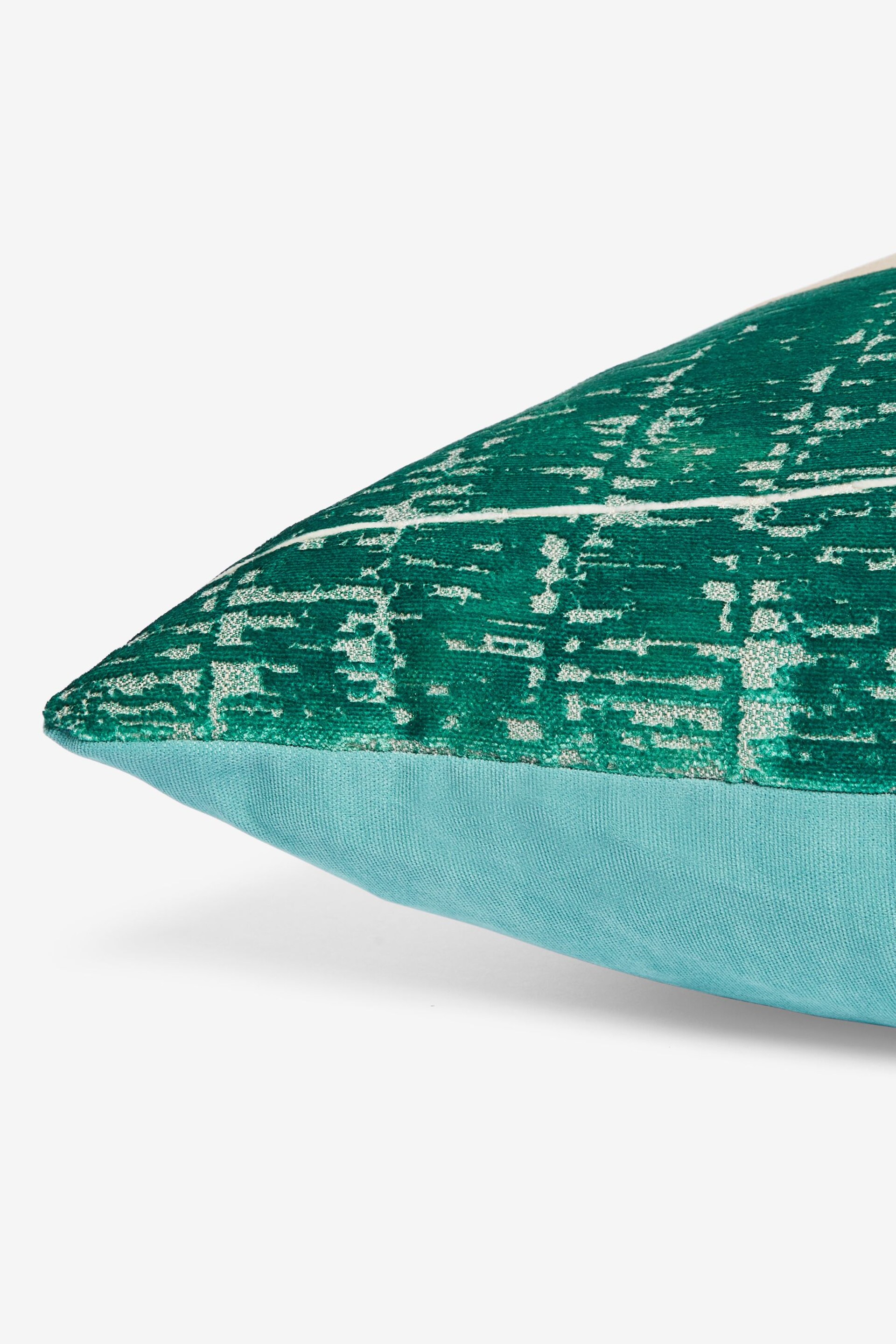 Green 50 x 50cm Abstract Leaf Cushion - Image 5 of 5