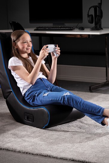 Daewoo Black Gaming Chair with 2 Speakers