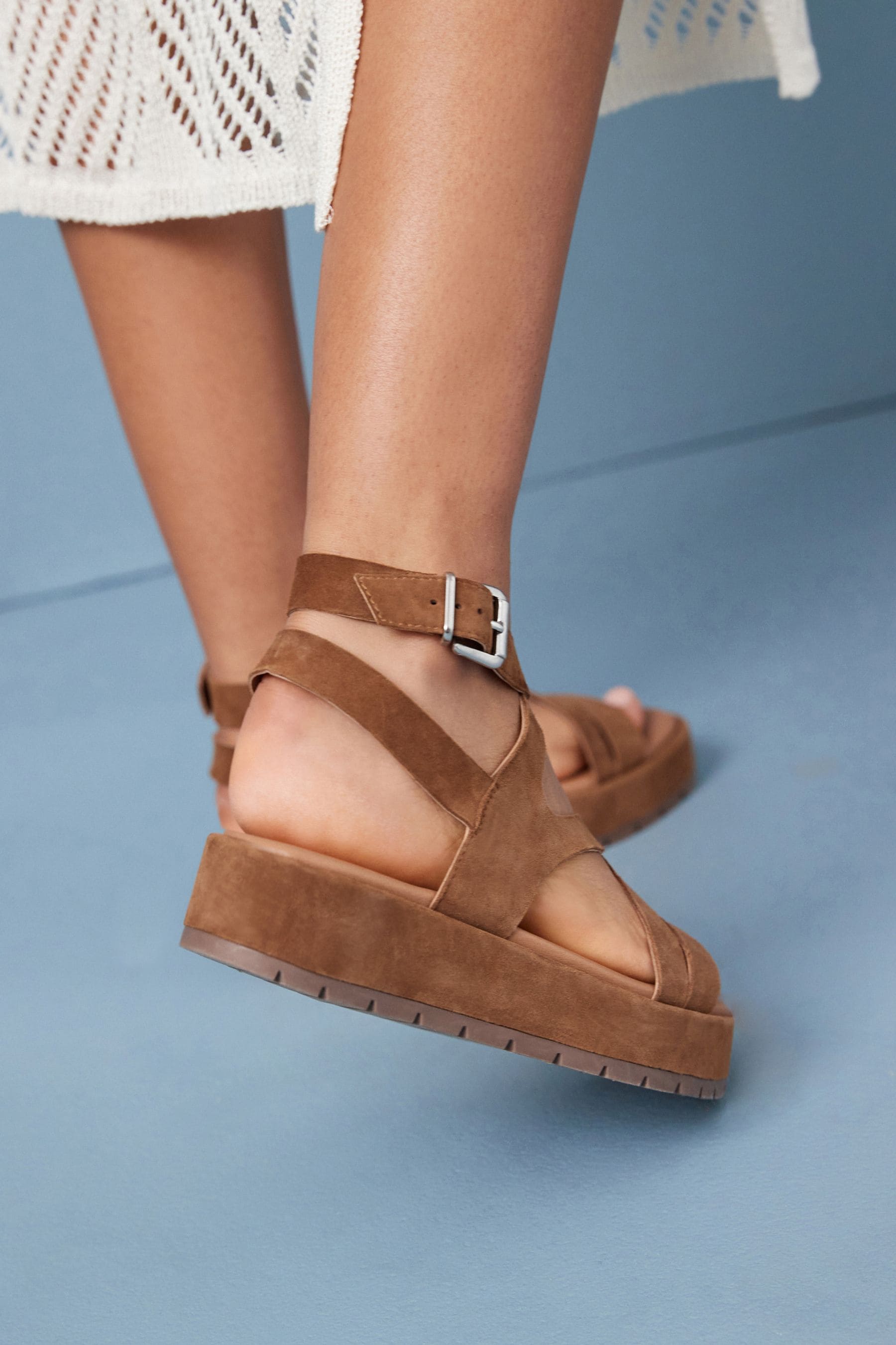 Tan leather hotsell flatforms