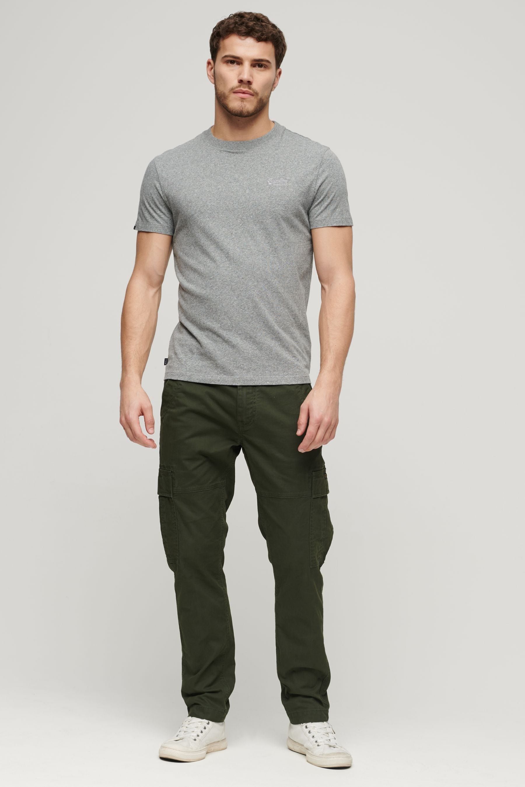 Olive color cargo pants hotsell