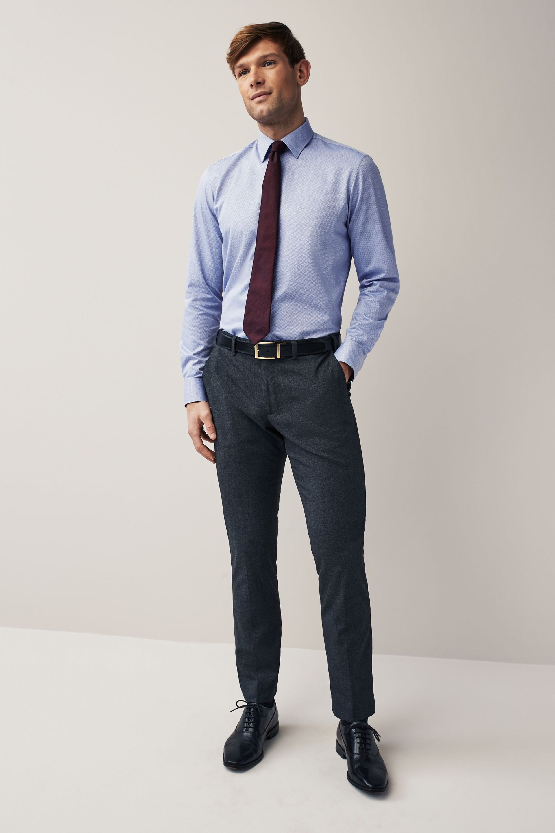 Light Blue/Burgundy Red Textured Regular Fit Single Cuff Shirt And Tie Pack - Image 2 of 8