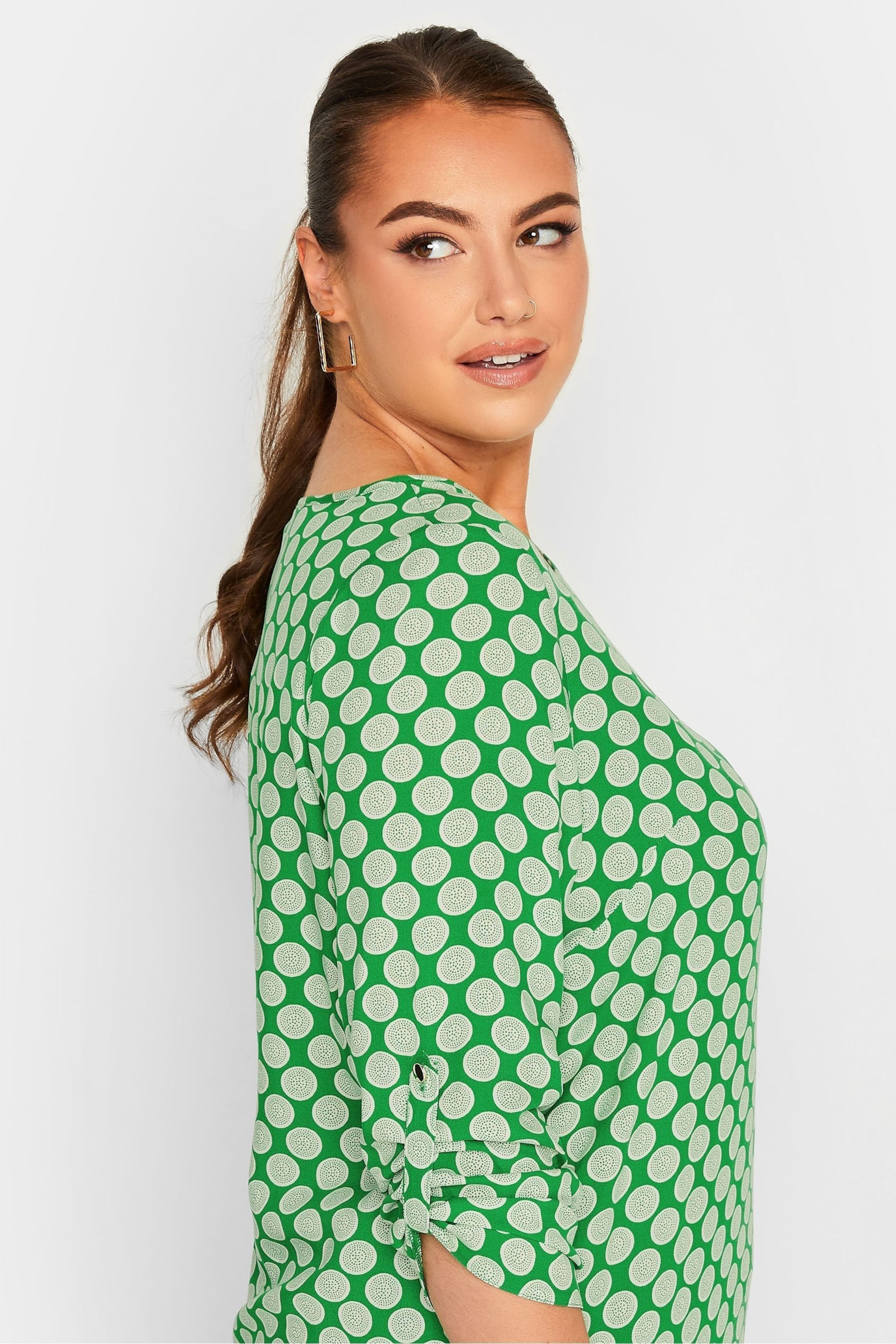 Yours Curve Green Tab Sleeve Blouse - Image 4 of 4