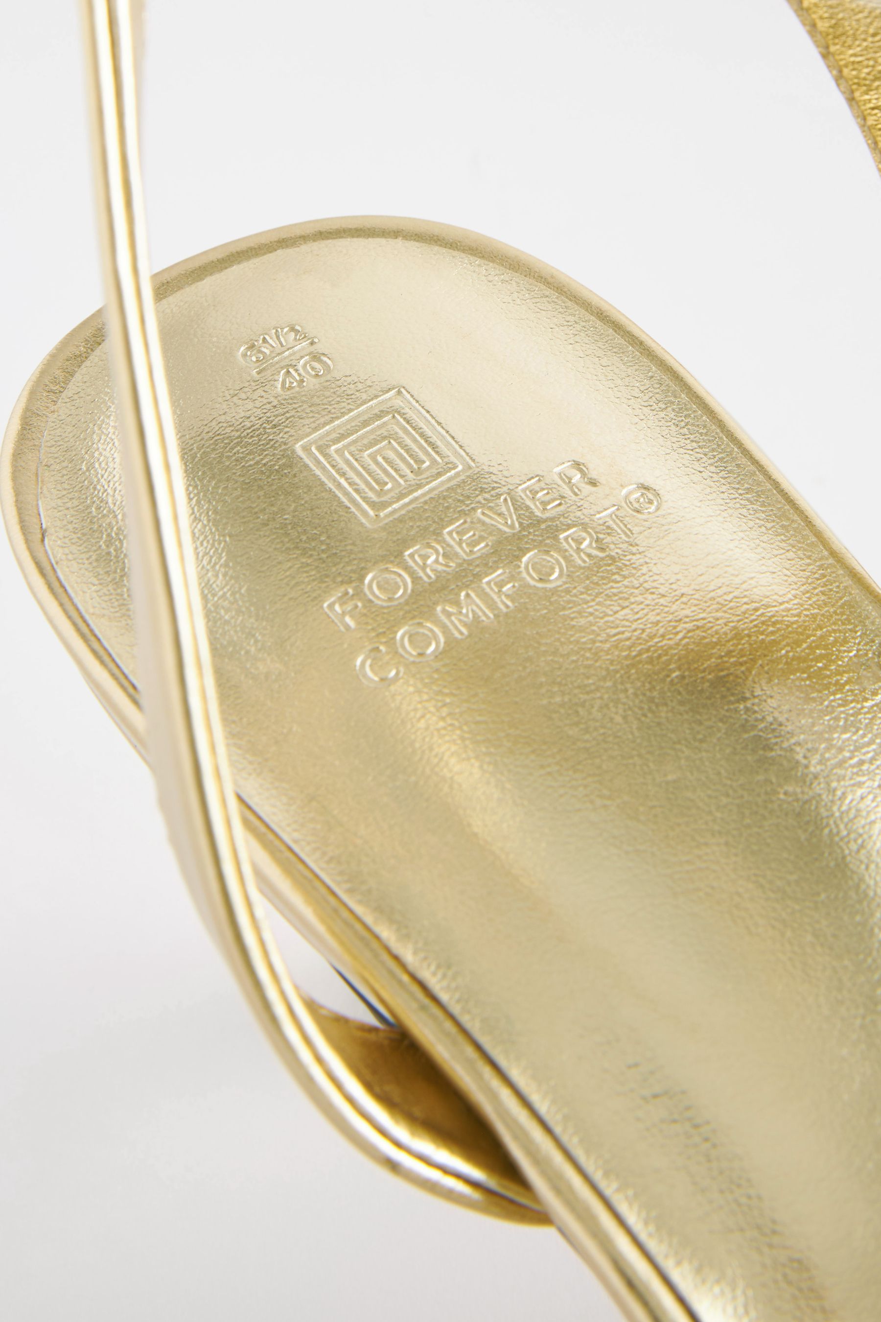 Comfy 2025 gold sandals
