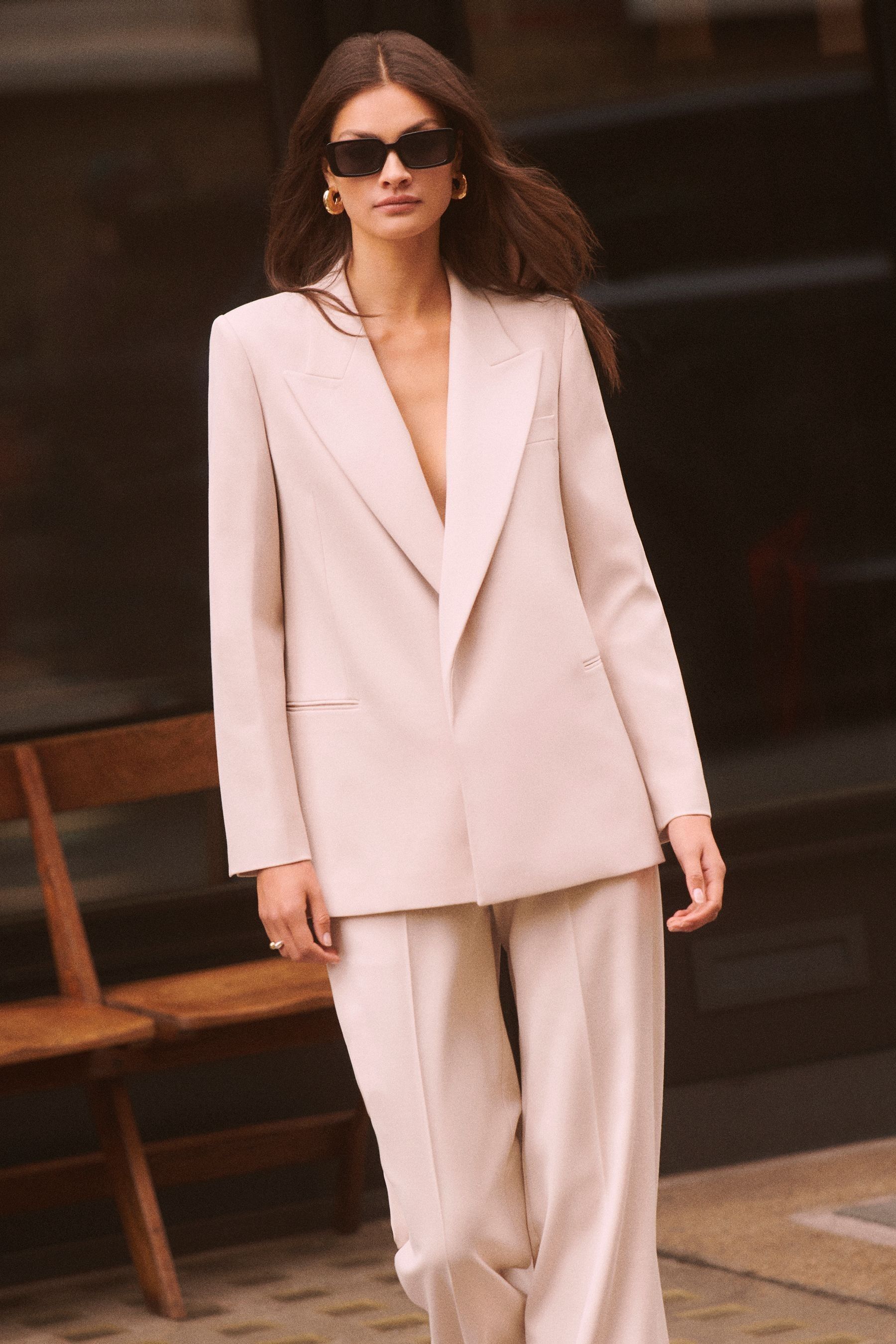 Buy Reiss Neutral Maya Mid Rise Contrast Wide Leg Suit Trousers from the Next UK online shop