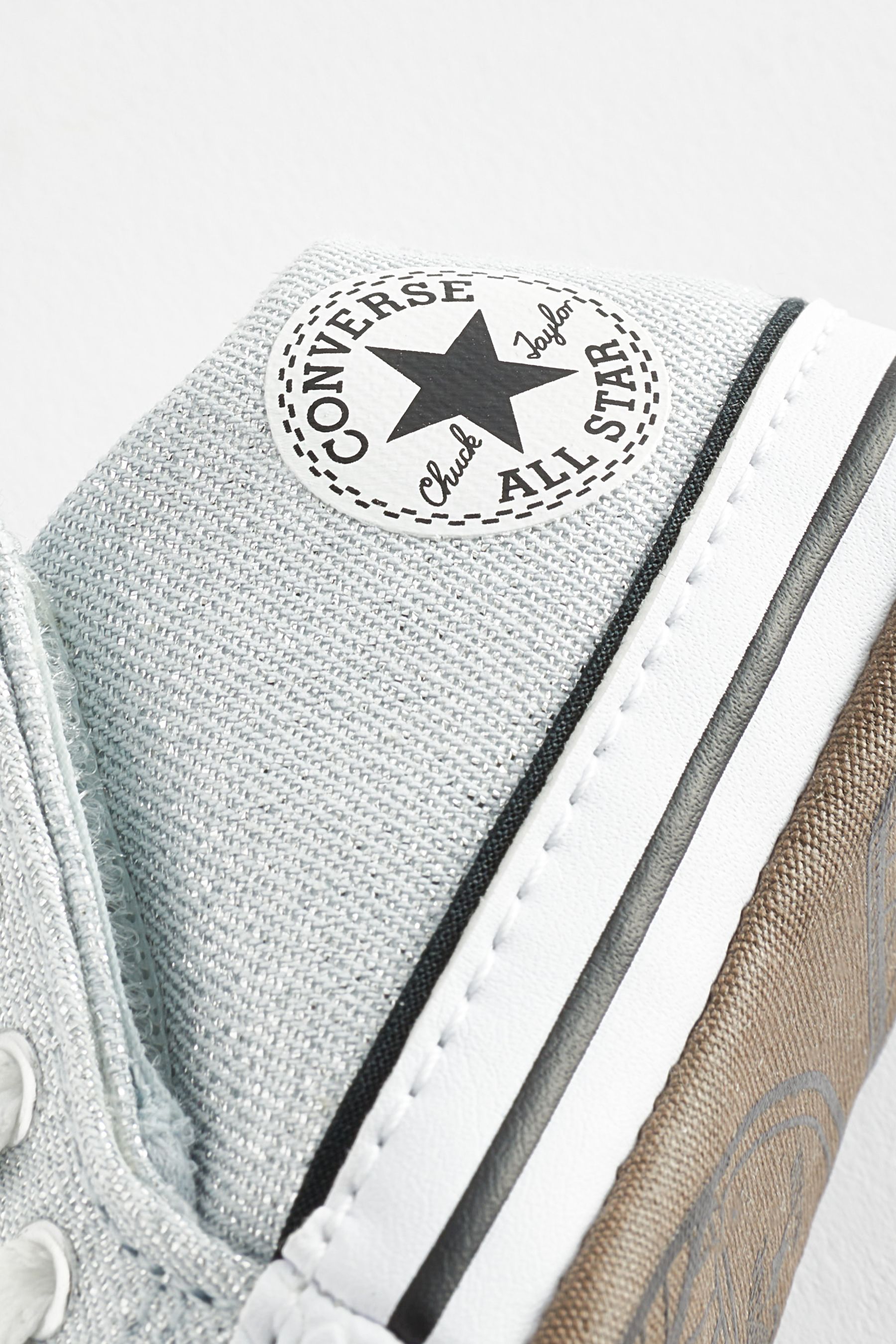 Glitter converse hotsell womens uk