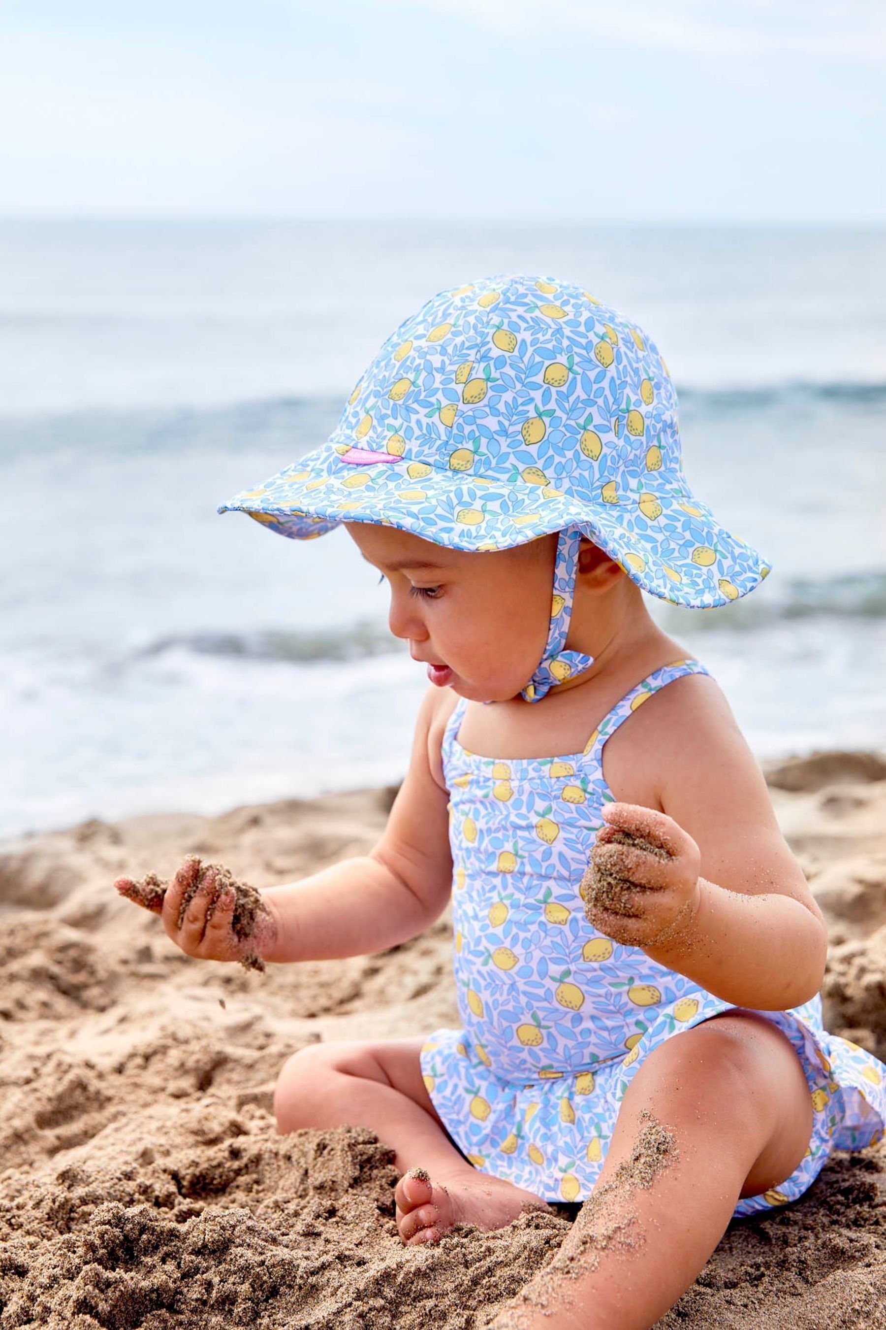 Floppy beach hat uk hot sale