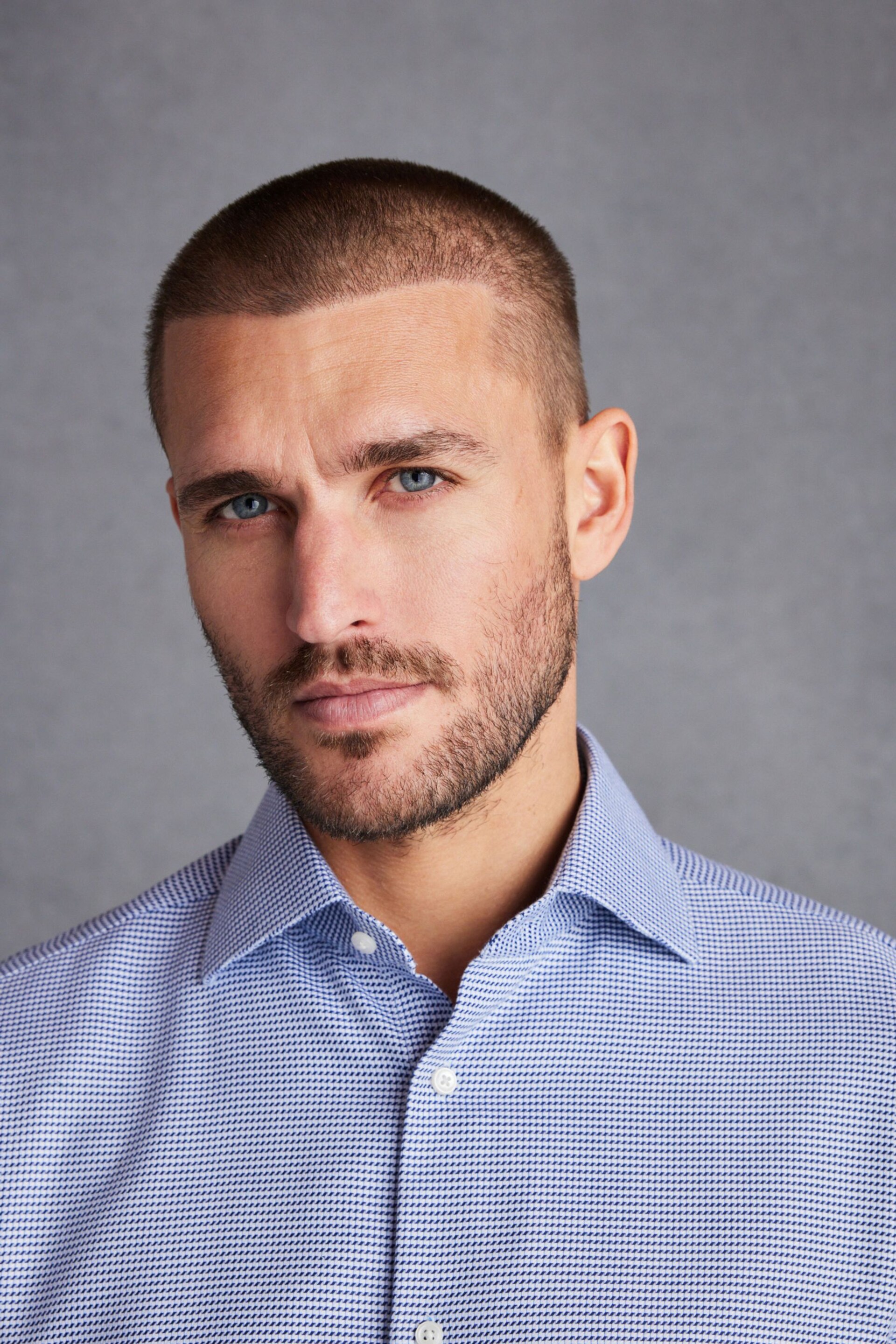 Blue Textured Slim Fit Signature Super Non Iron Single Cuff Shirt with Cutaway Collar - Image 1 of 6