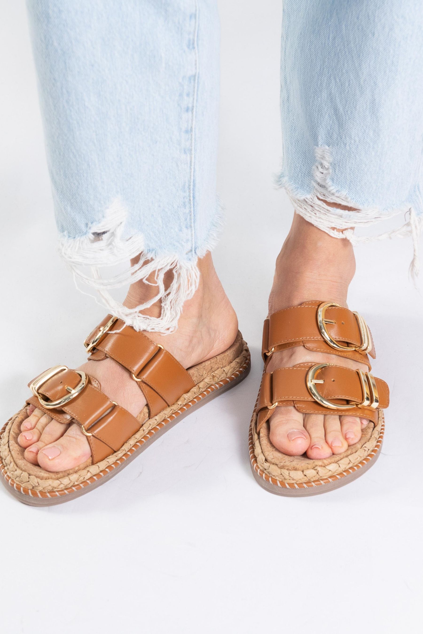 Ted baker london suszie thong sandal deals