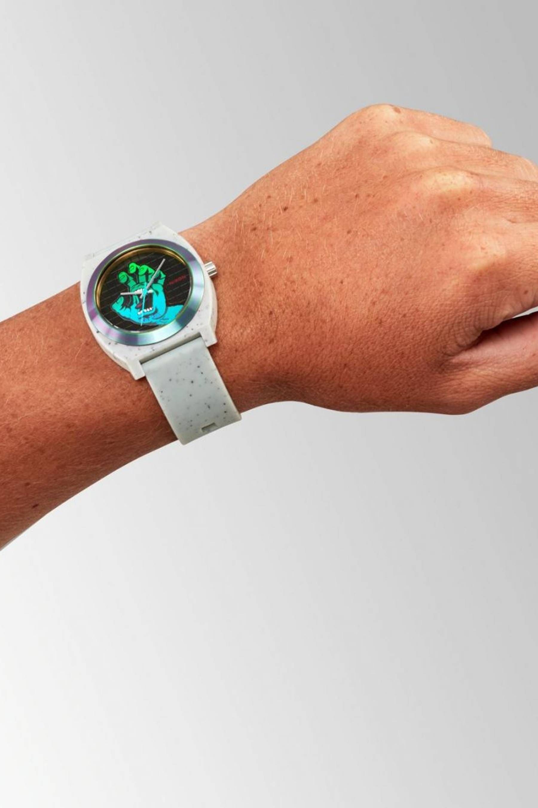 Nixon hotsell santa cruz