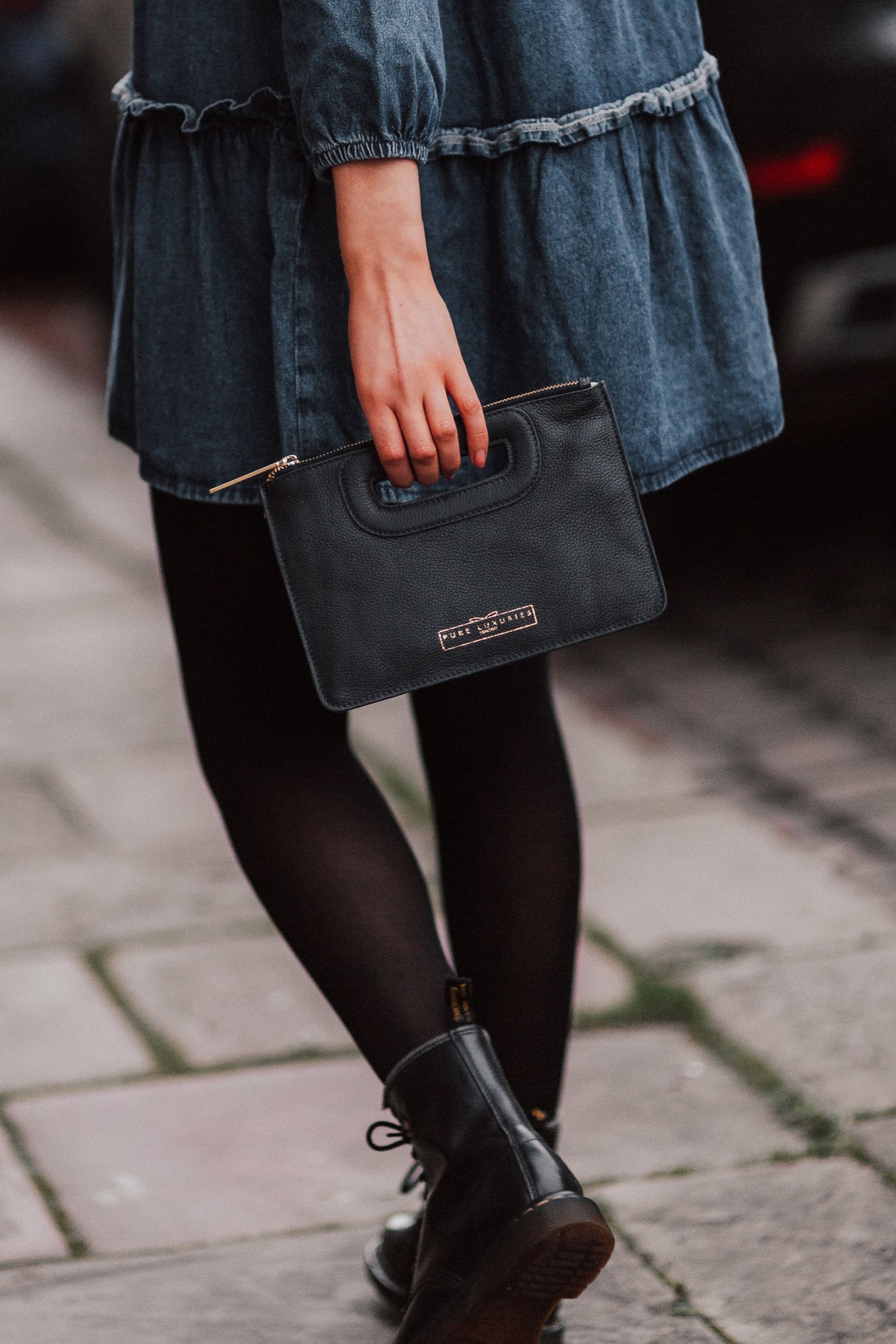 Pure Luxuries London Esher Leather Clutch Bag - Image 1 of 2