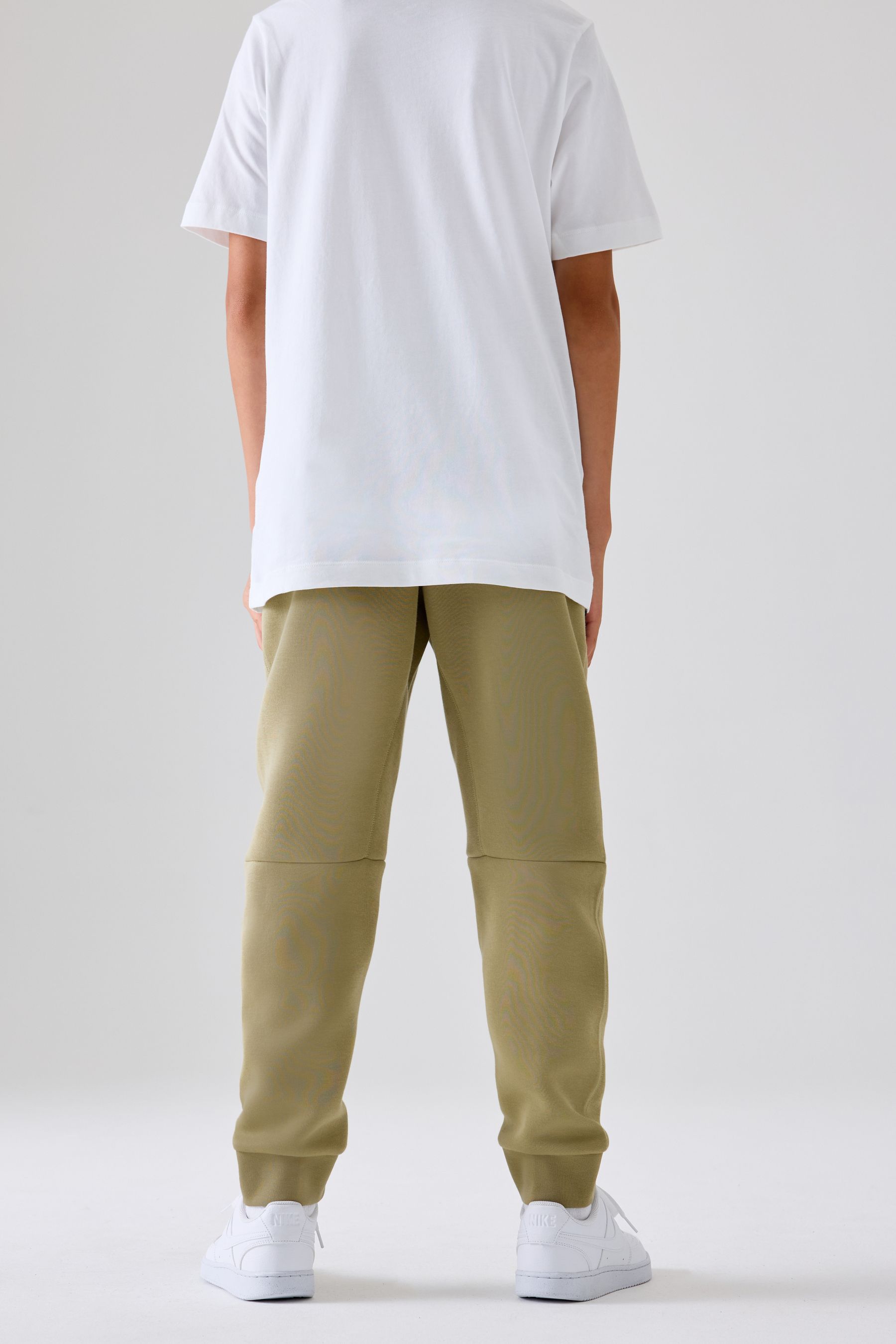 Olive nike joggers 2025