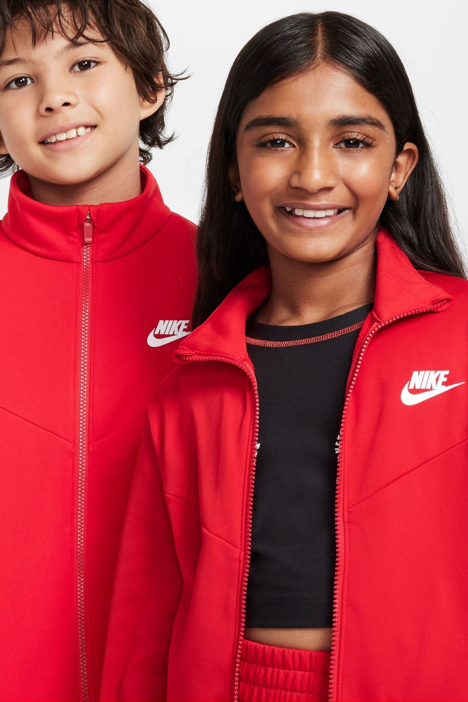 Nike red flash jacket deals